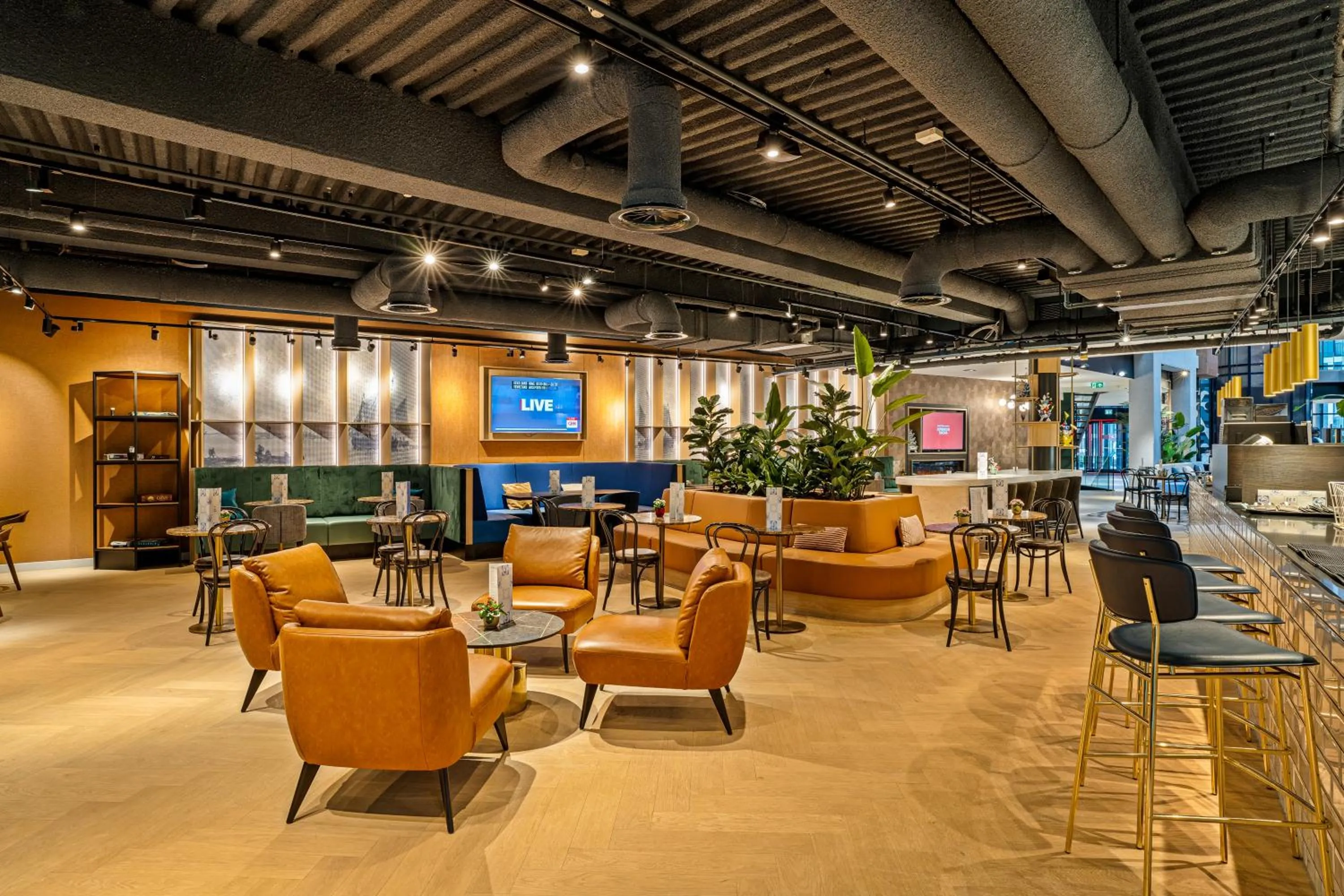 Lounge or bar in Corendon Urban Amsterdam Schiphol Airport Hotel
