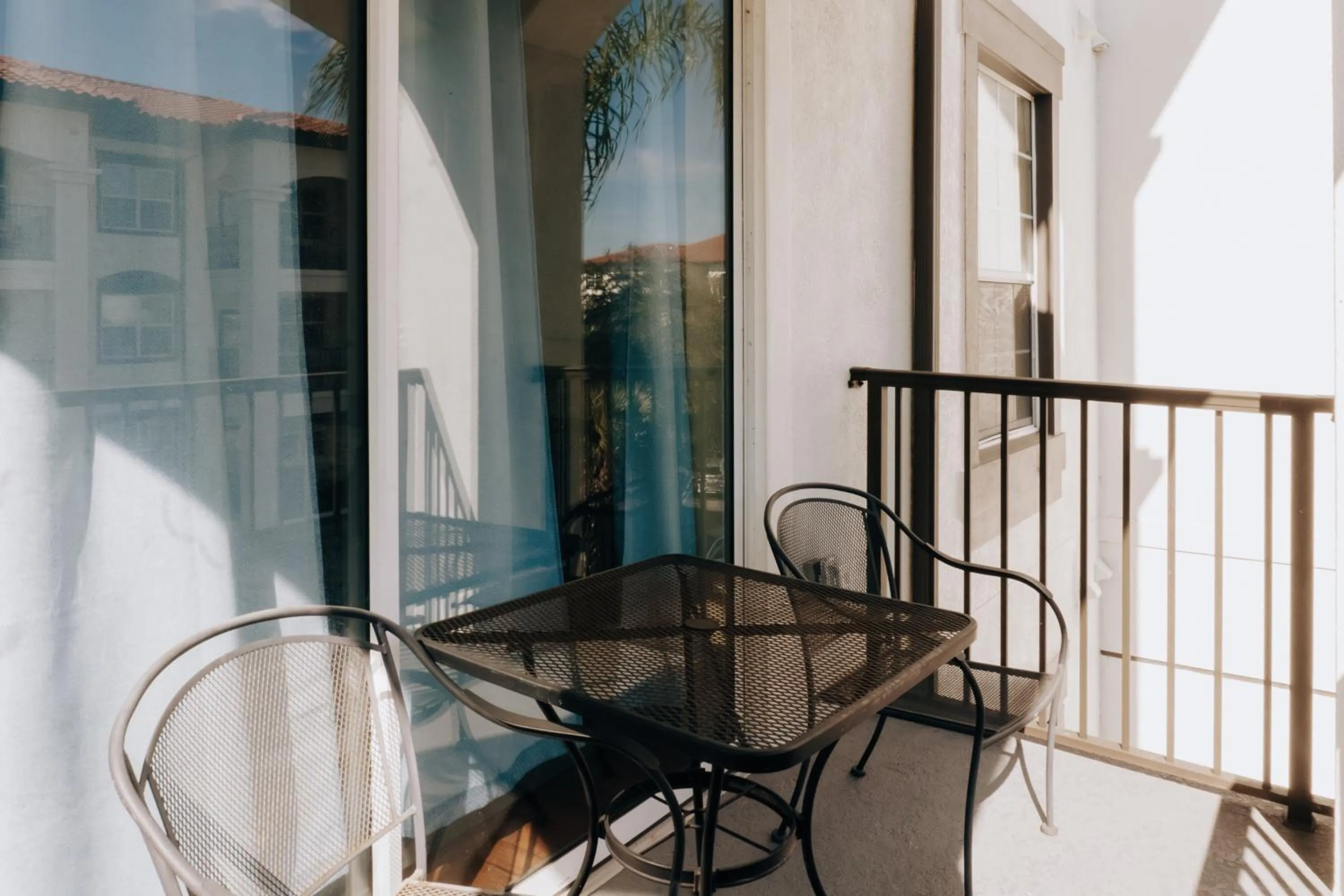 Patio in Vista Cay Inn
