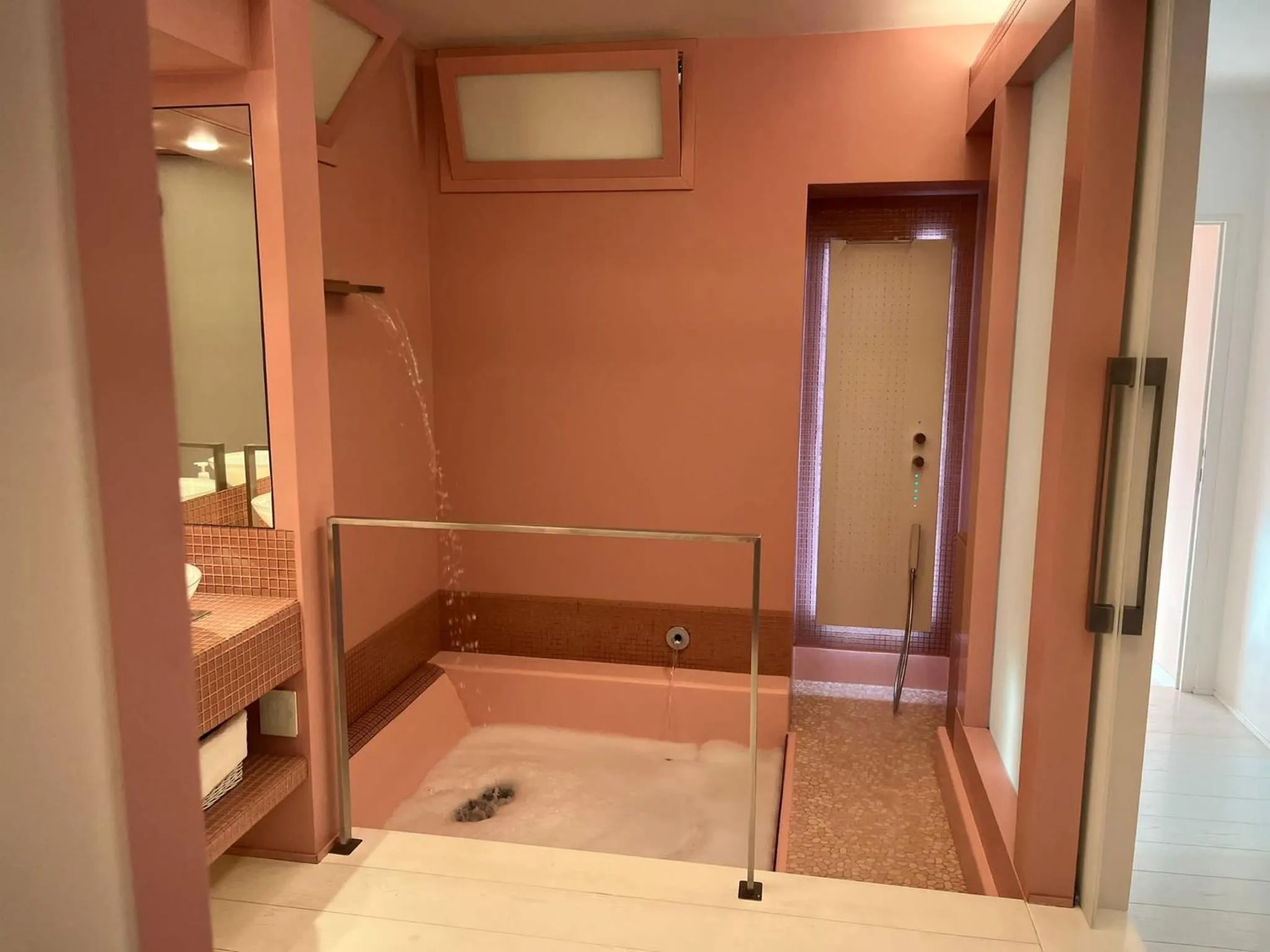 Bath, Bed in Villa Mares - sea view, free garage