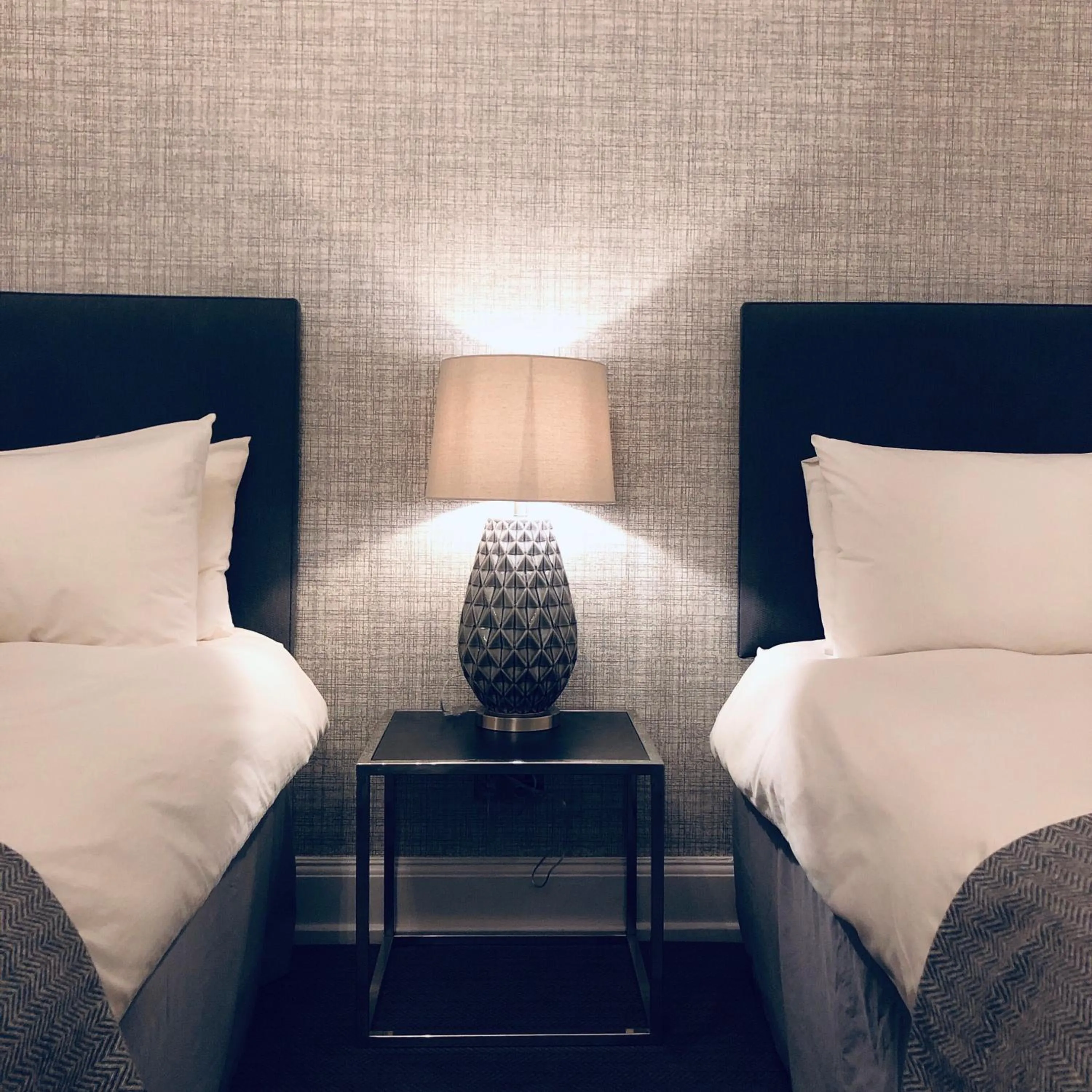 Bed in Ravenscraig Guest House