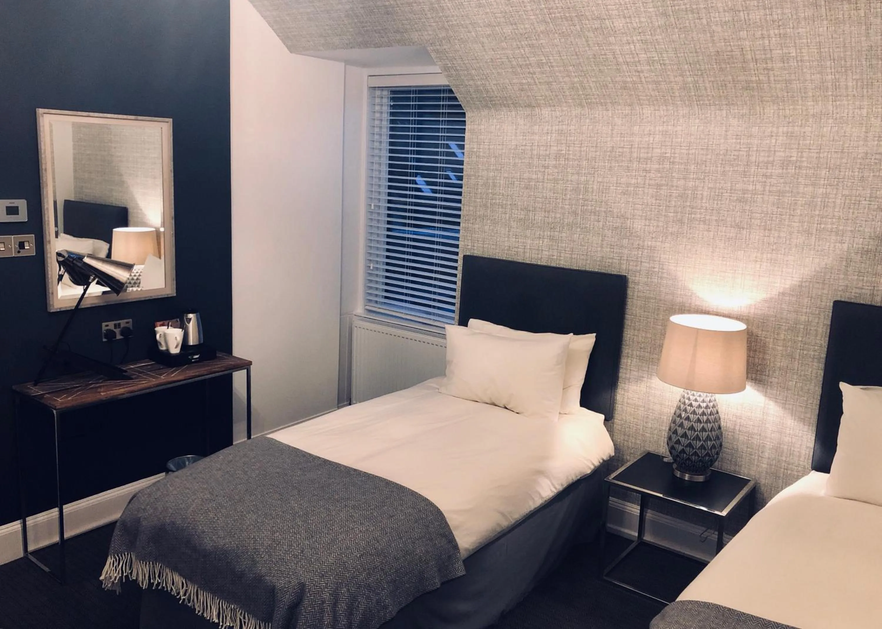 Bed in Ravenscraig Guest House