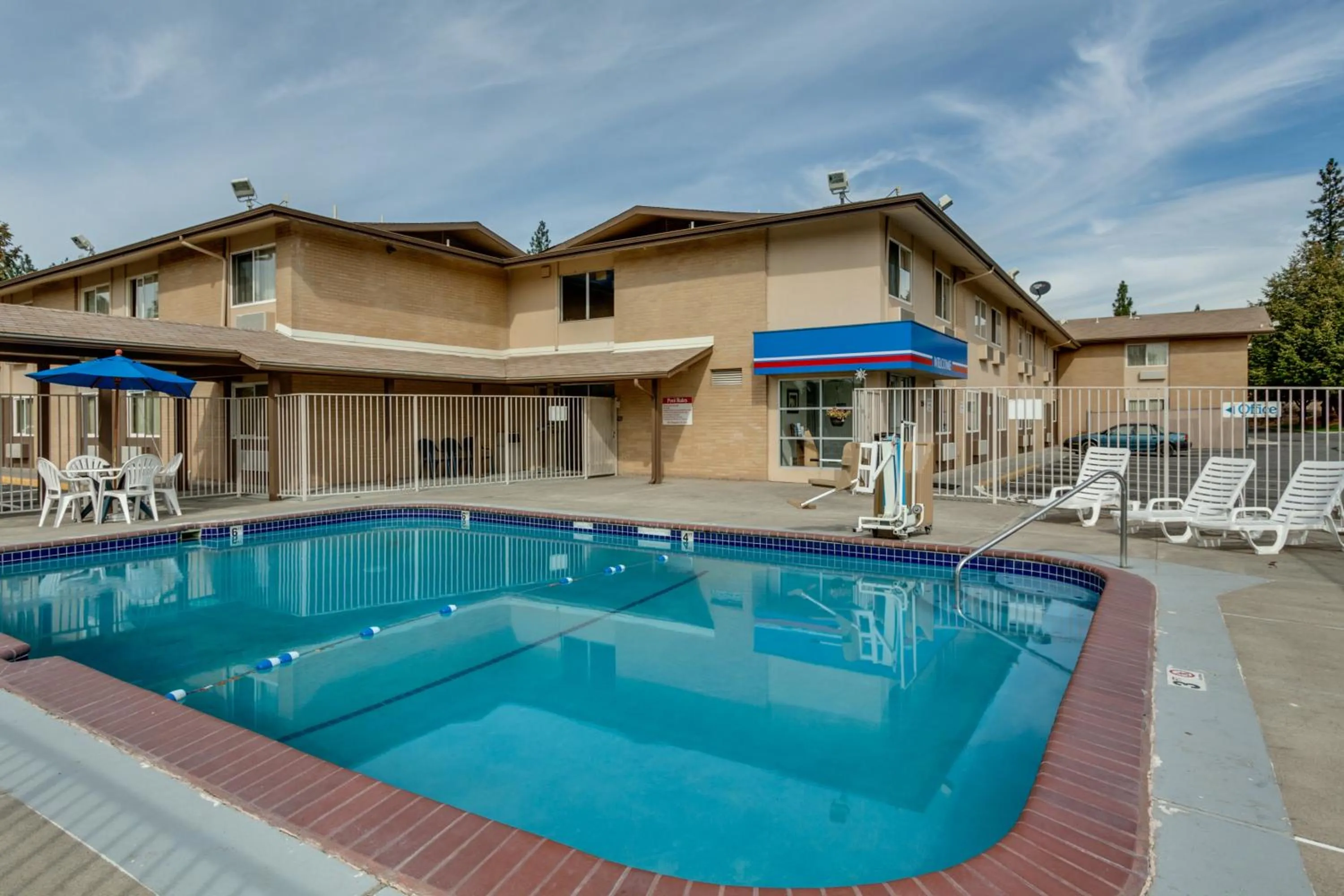 Swimming pool in Motel 6-Spokane, WA - West