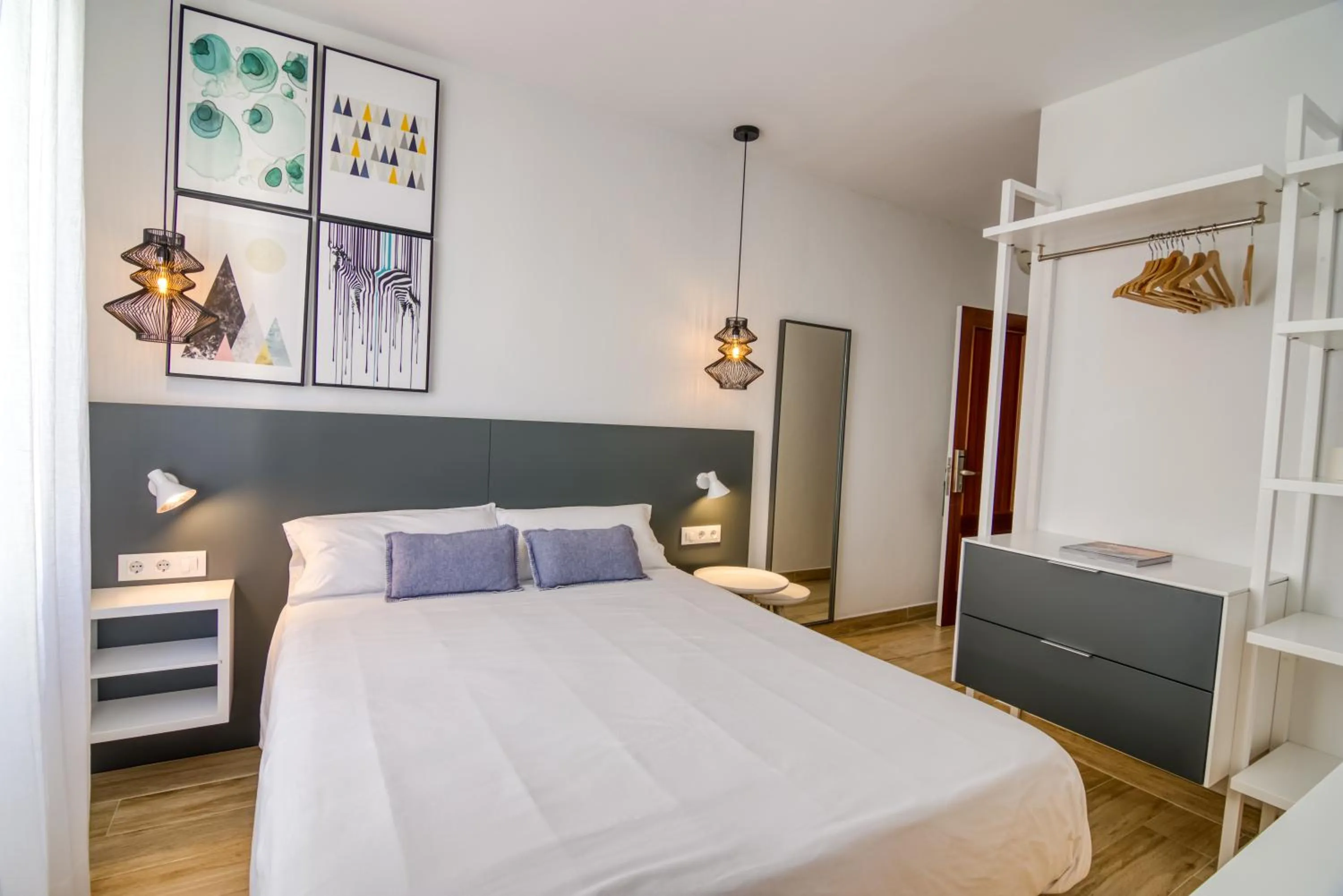 Bedroom, Bed in Hostal La Isla