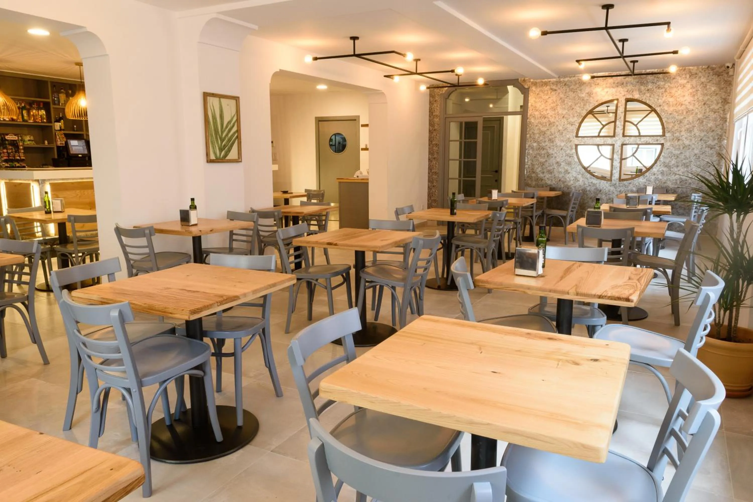 Lounge or bar in Hostal La Isla