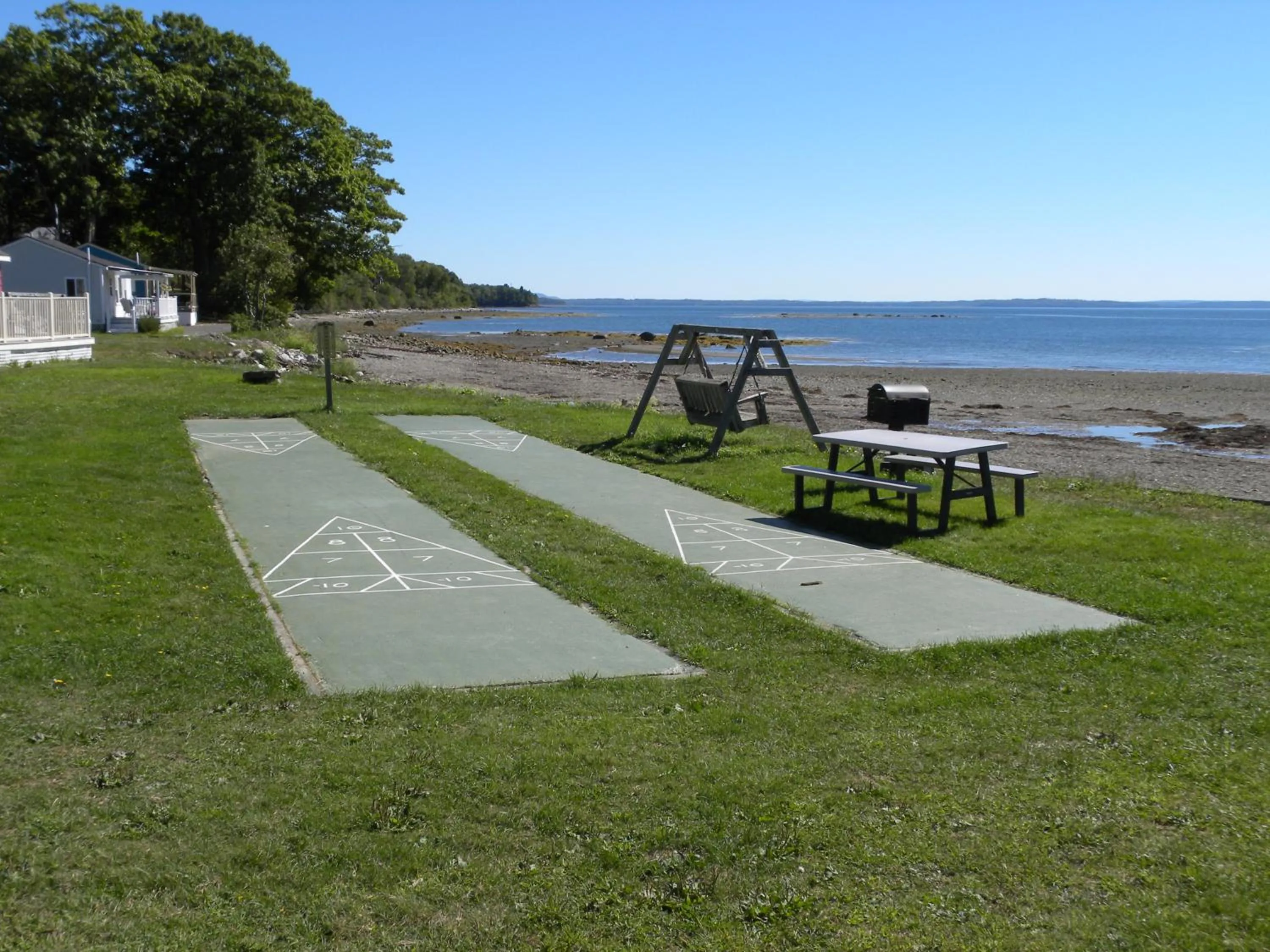 Day in Colonial Gables Oceanfront Village
