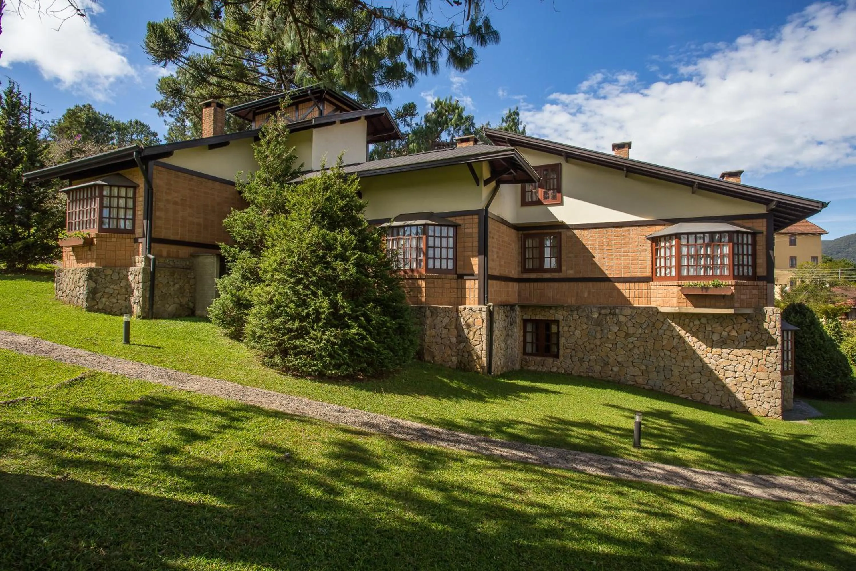 Property building in Esquilo Hotel