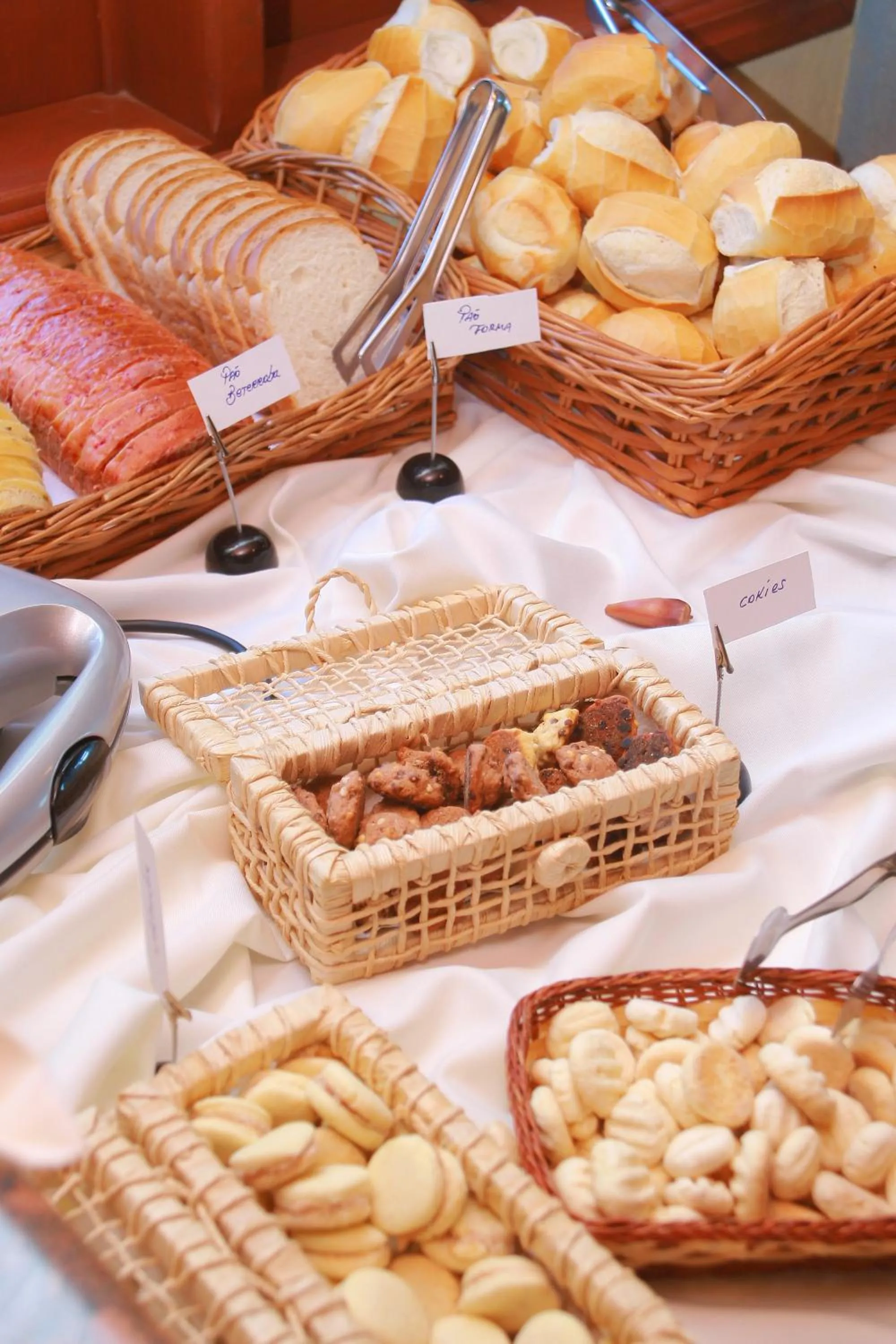 Food in Esquilo Hotel