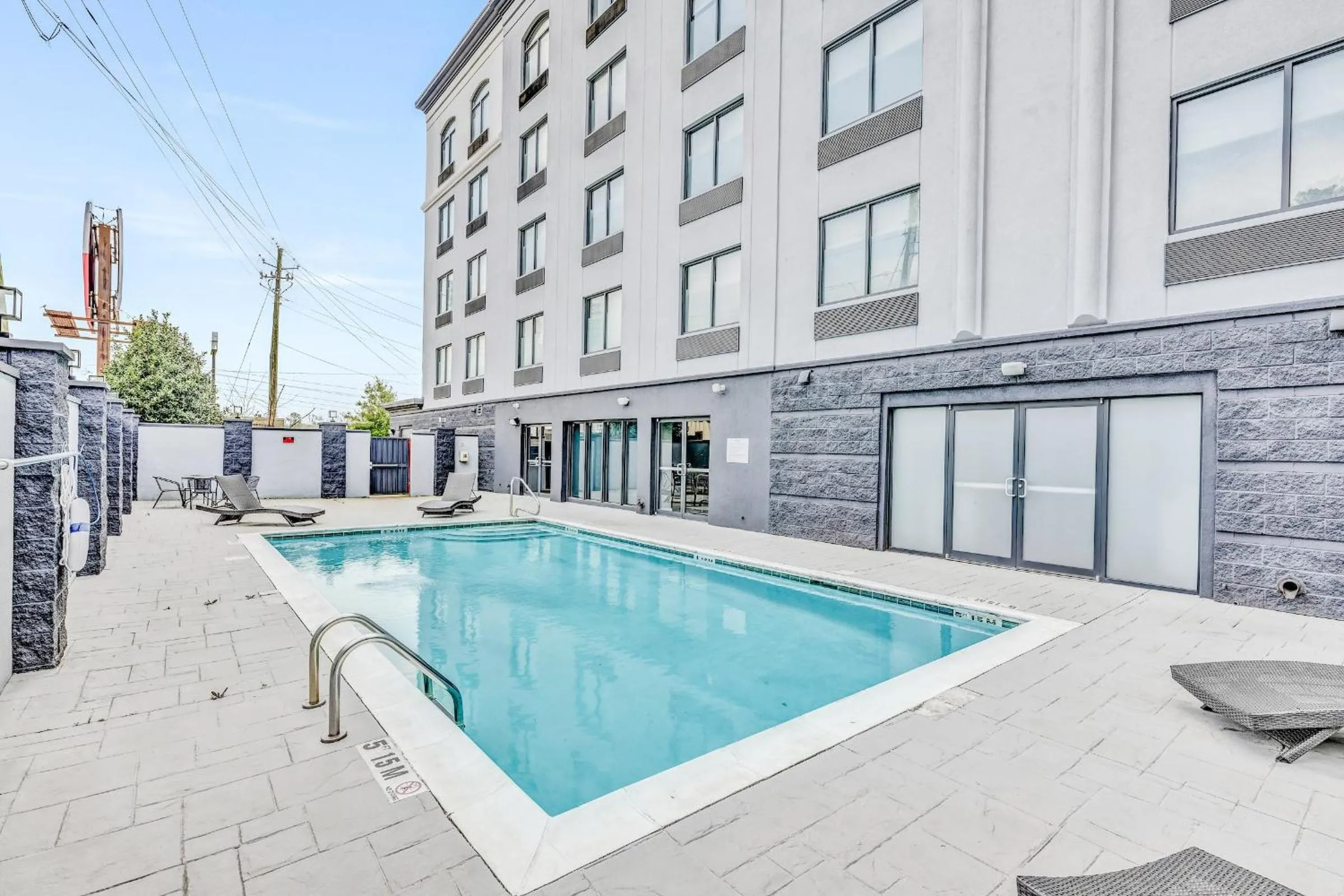 Swimming pool in Wingate by Wyndham Tuscaloosa