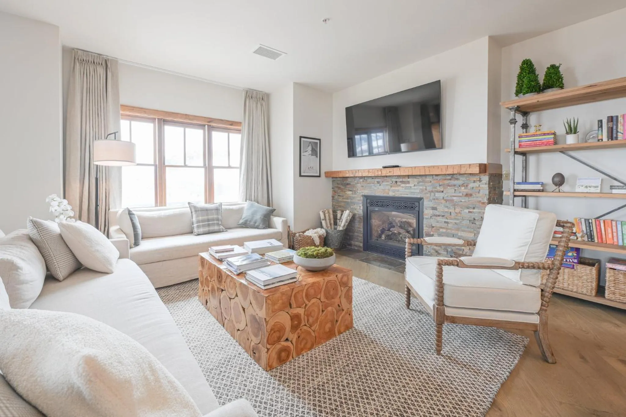 Living room in The Lodge at Mountaineer Square
