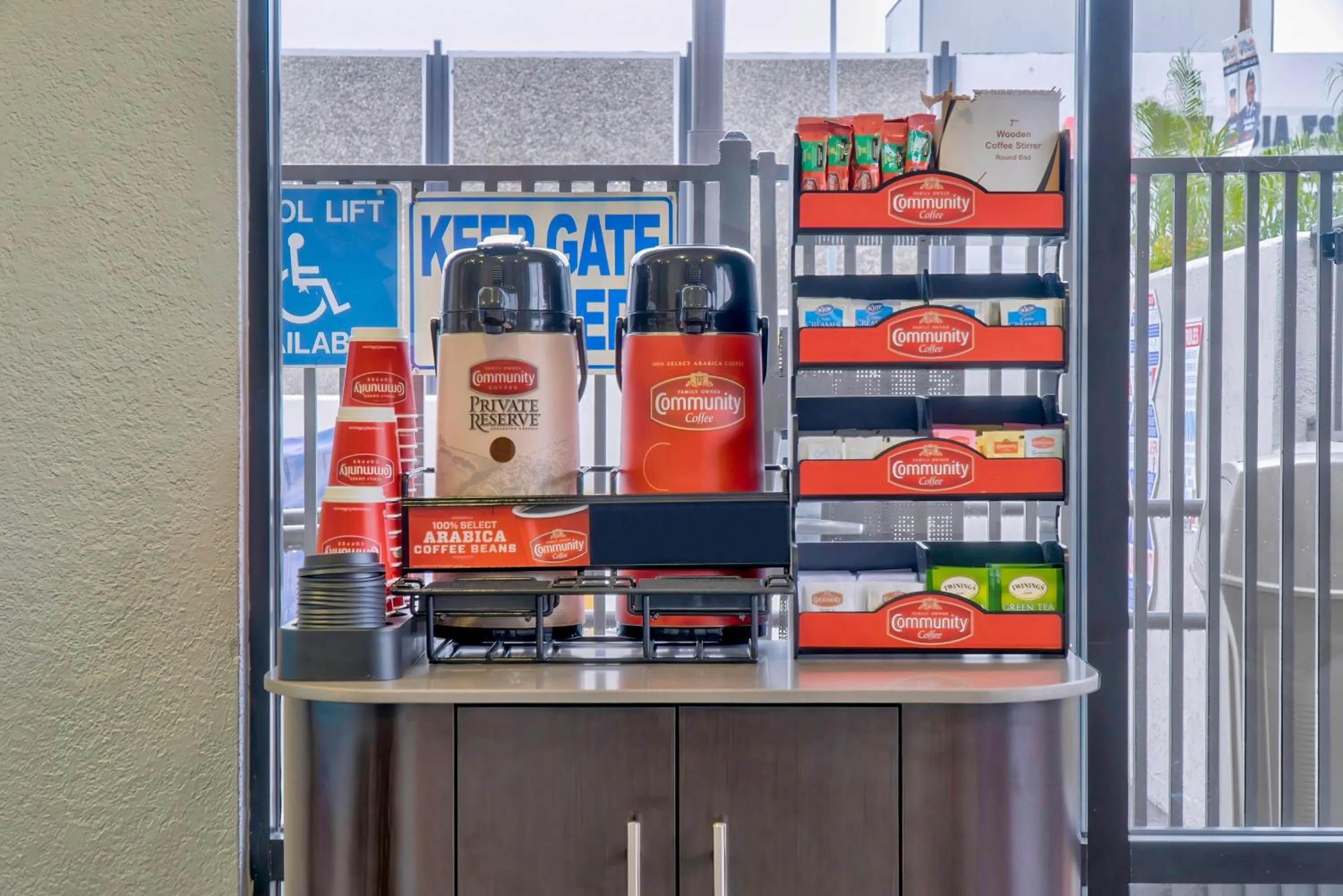 Coffee/tea facilities in Motel 6-El Monte, CA - Los Angeles