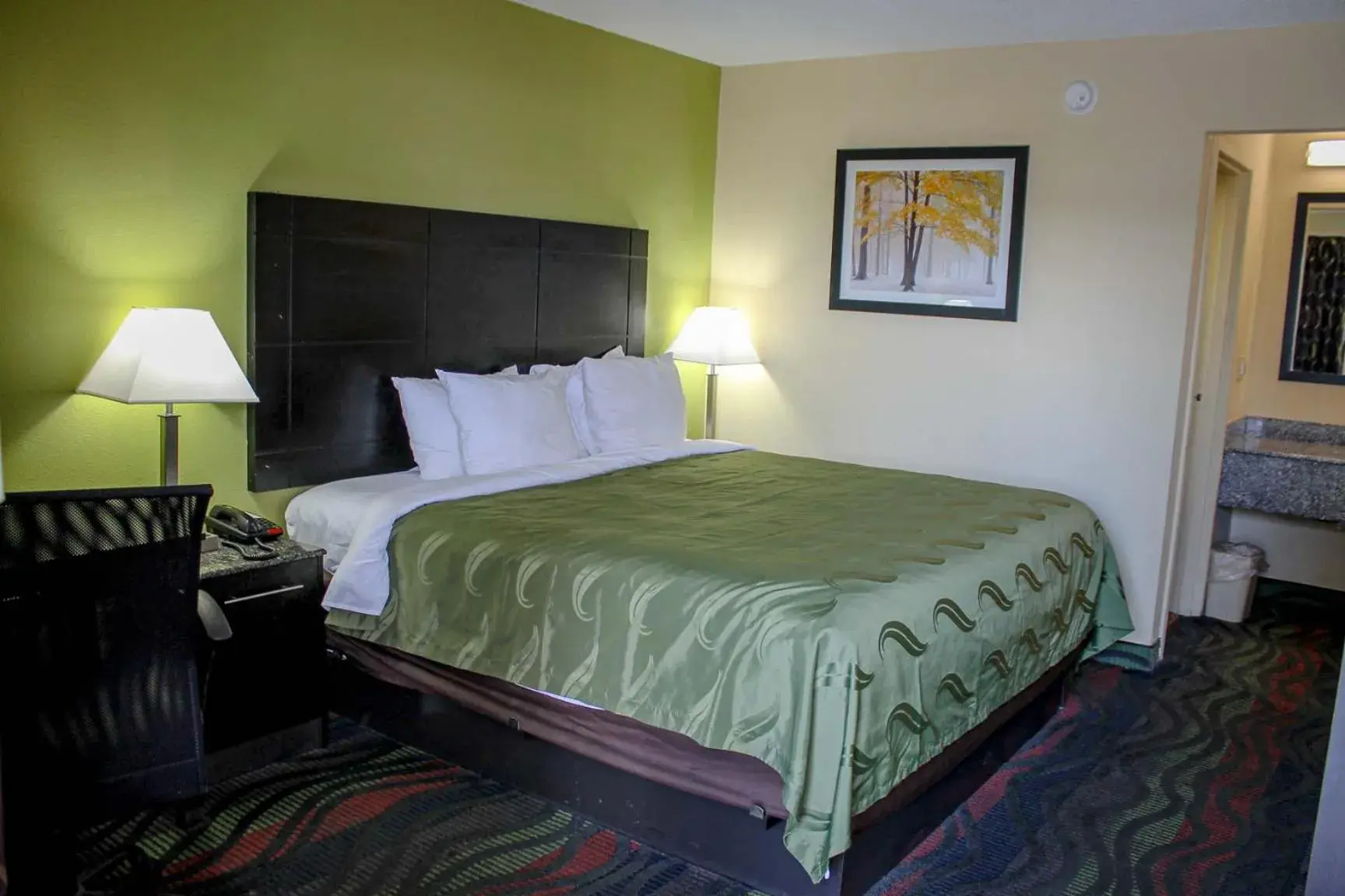 King Room - Non-Smoking in Motel 6 Knoxville, Tn - East King Room - Non-Smoking in Motel 6 Knoxville, Tn - East