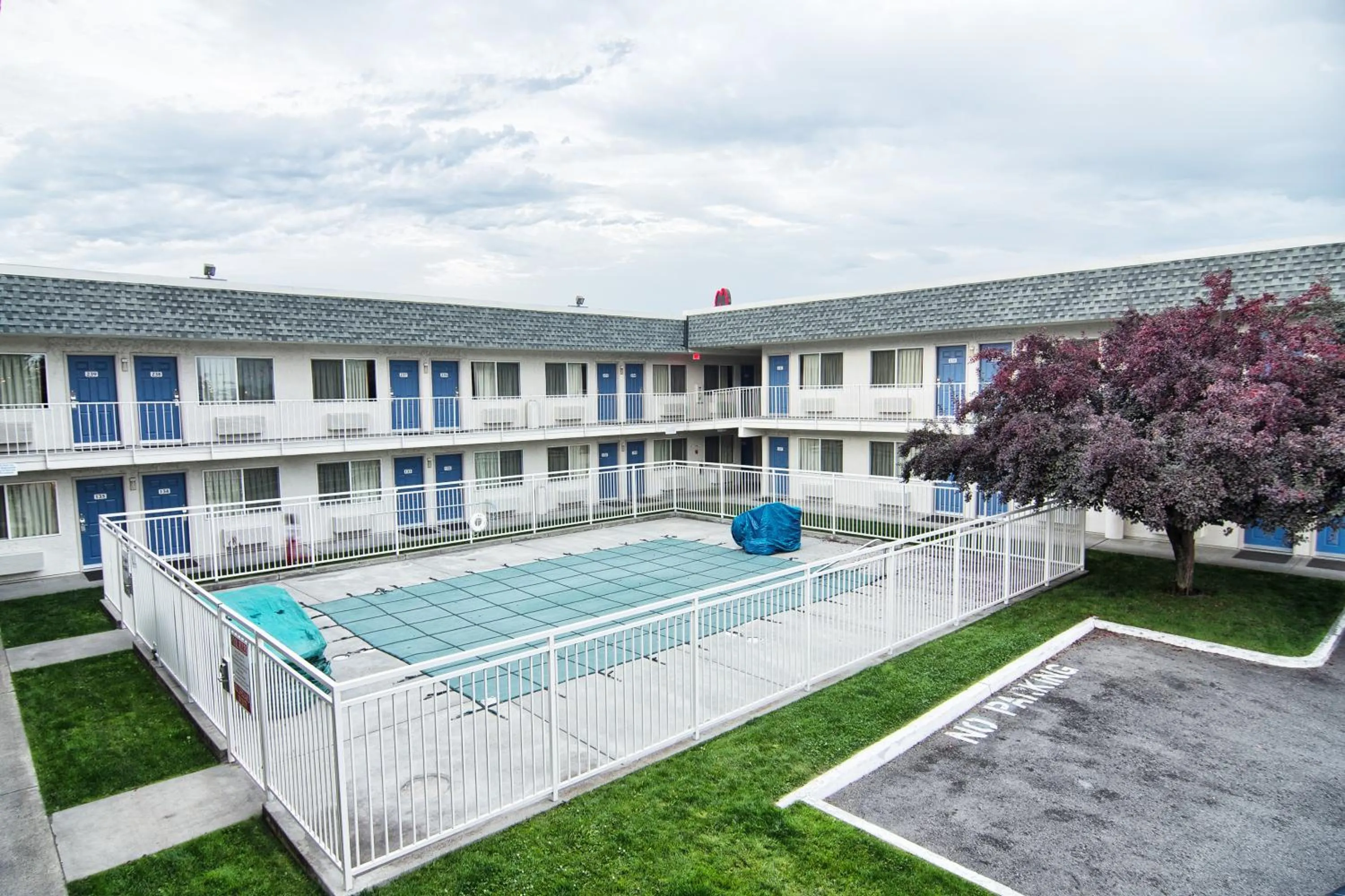 Swimming pool in Motel 6-Coeur D'Alene, ID