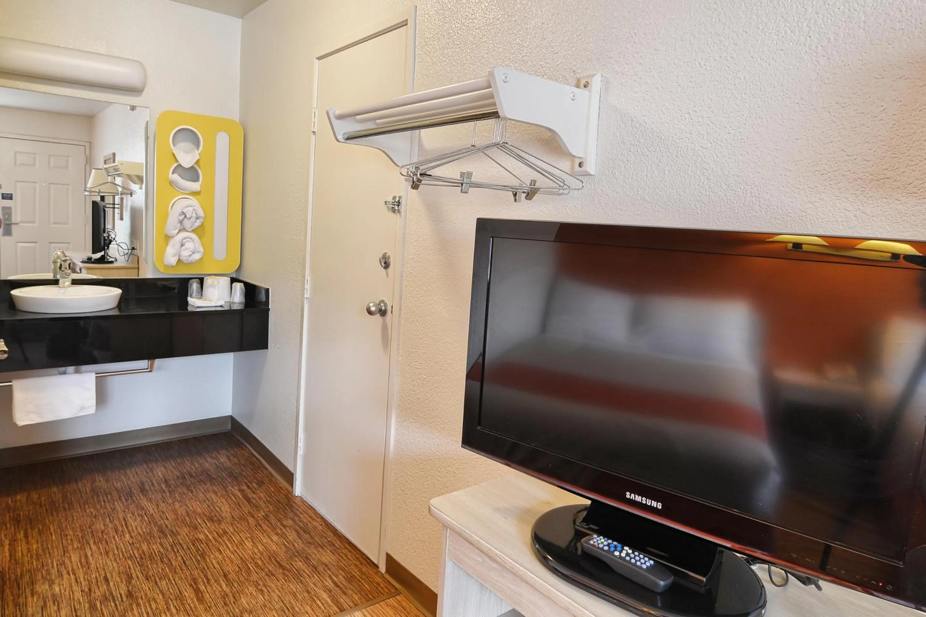 TV and multimedia in Motel 6-Coeur D'Alene, ID