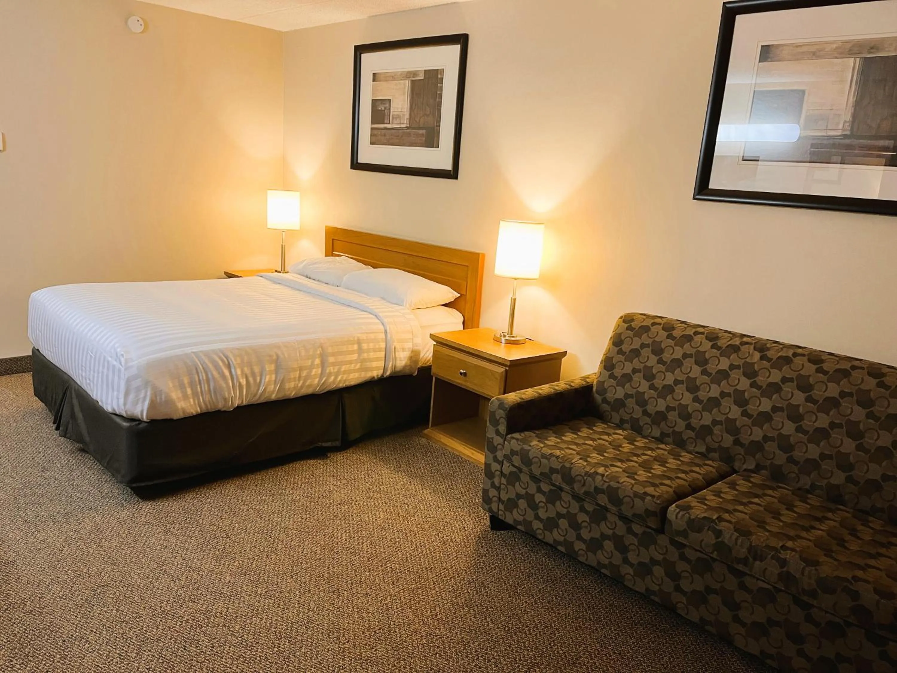 Bed in BCMInns - Peace River