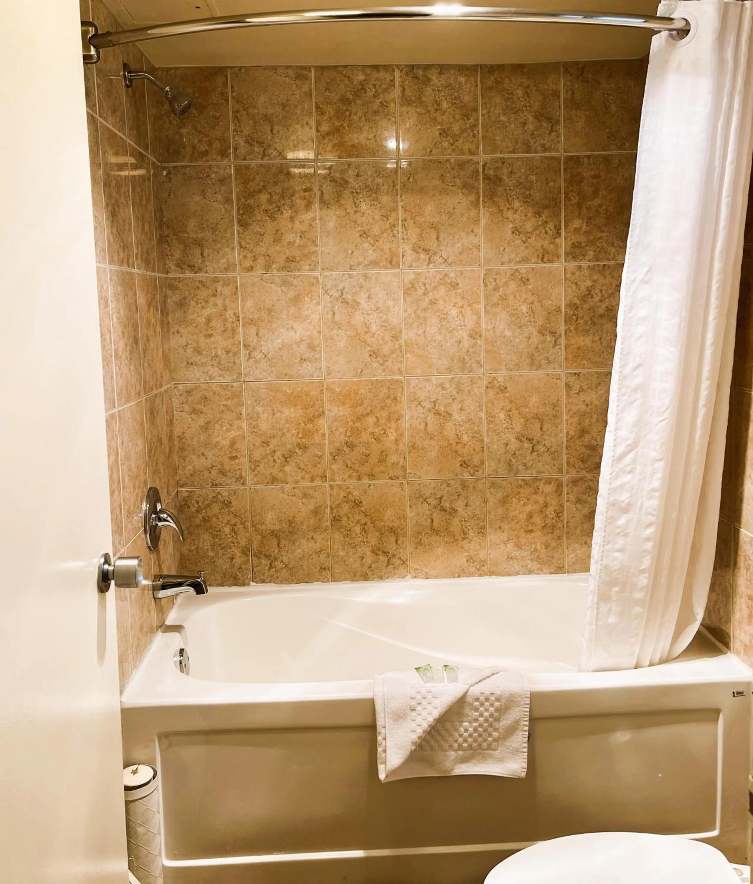 Bathroom in BCMInns - Peace River