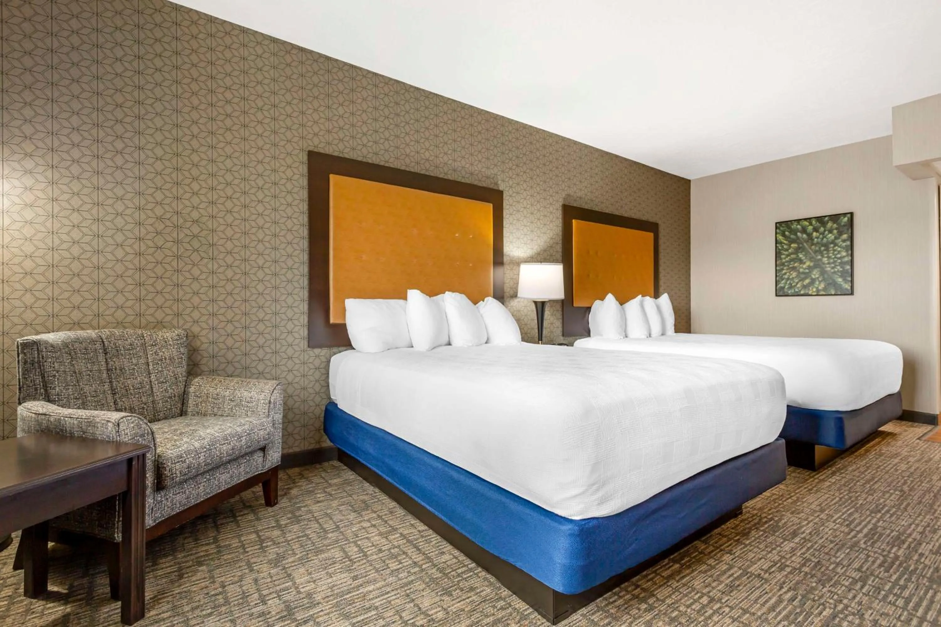 Bedroom, Bed in Best Western Plus Grant Creek Inn