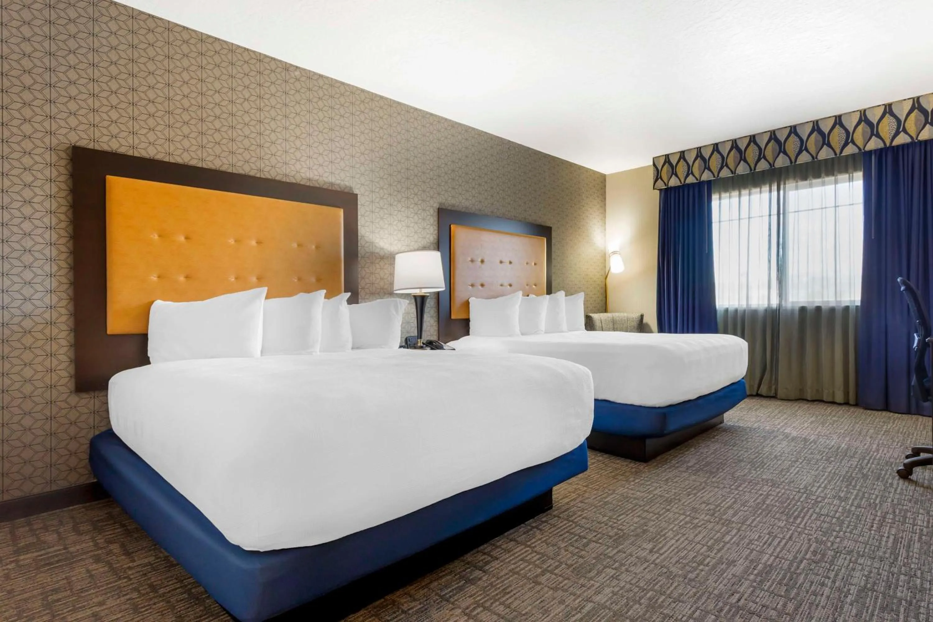 Bedroom, Bed in Best Western Plus Grant Creek Inn