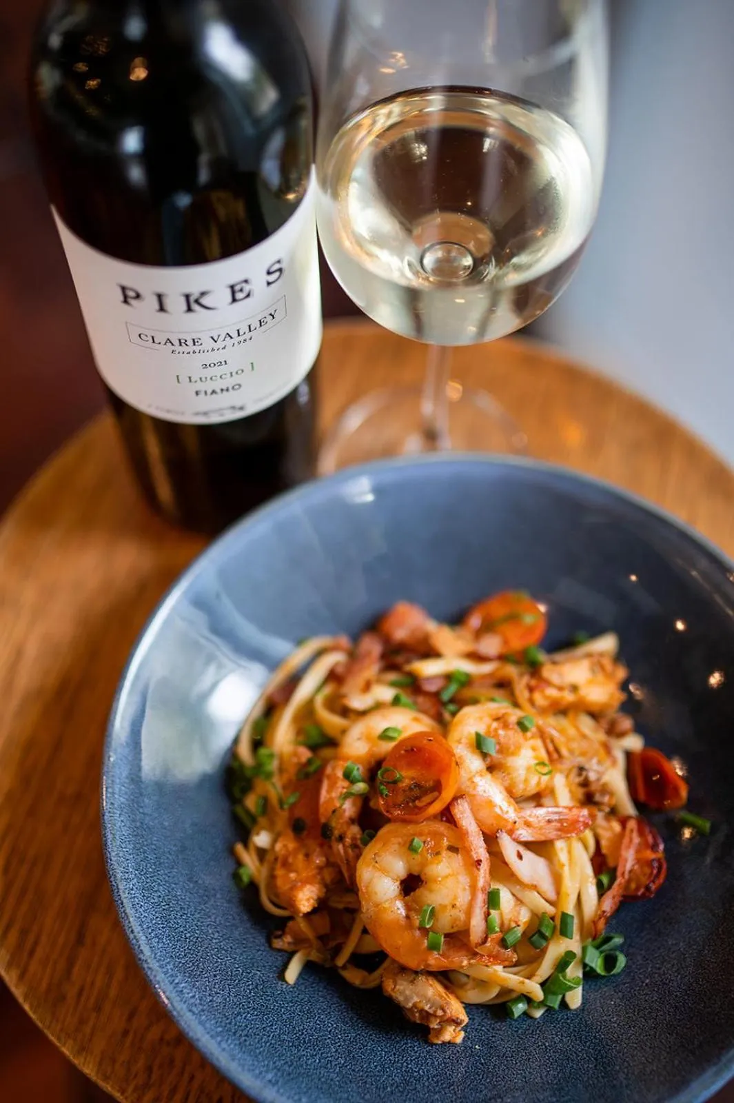 Food and drinks in Sfera's Park Suites & Convention Centre