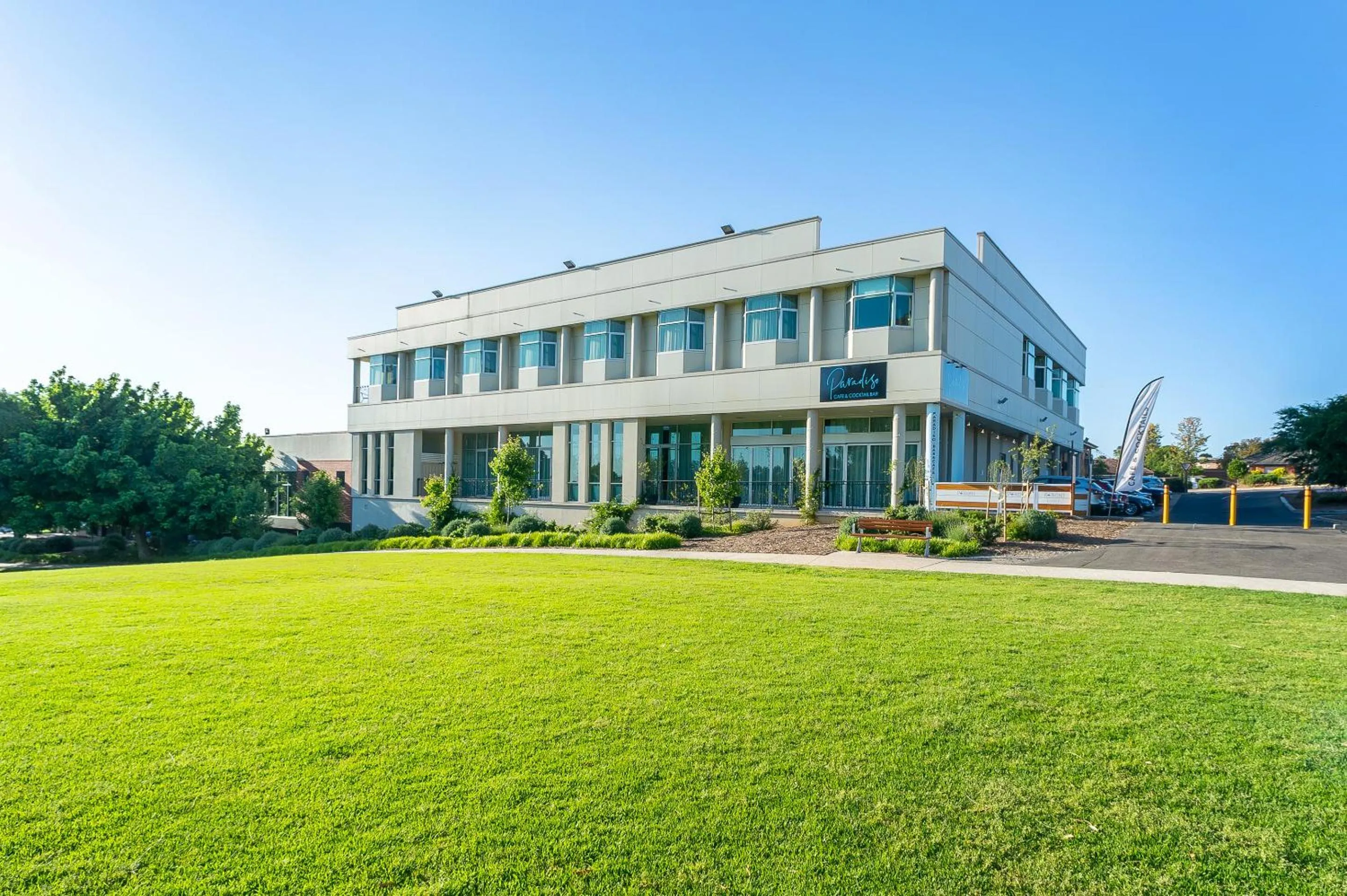 Property building in Sfera's Park Suites & Convention Centre