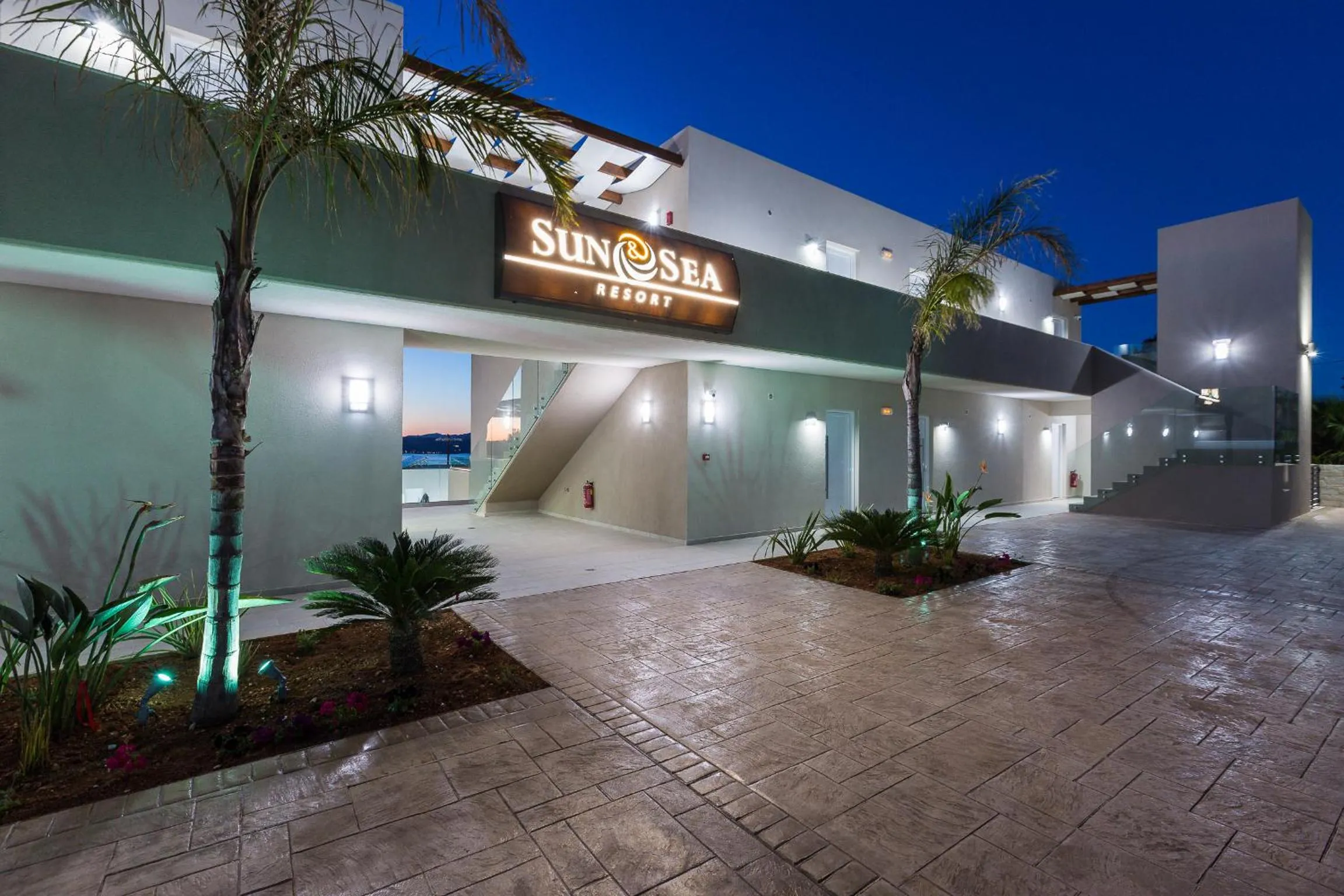 Facade/entrance in Sun and Sea Plus Resort