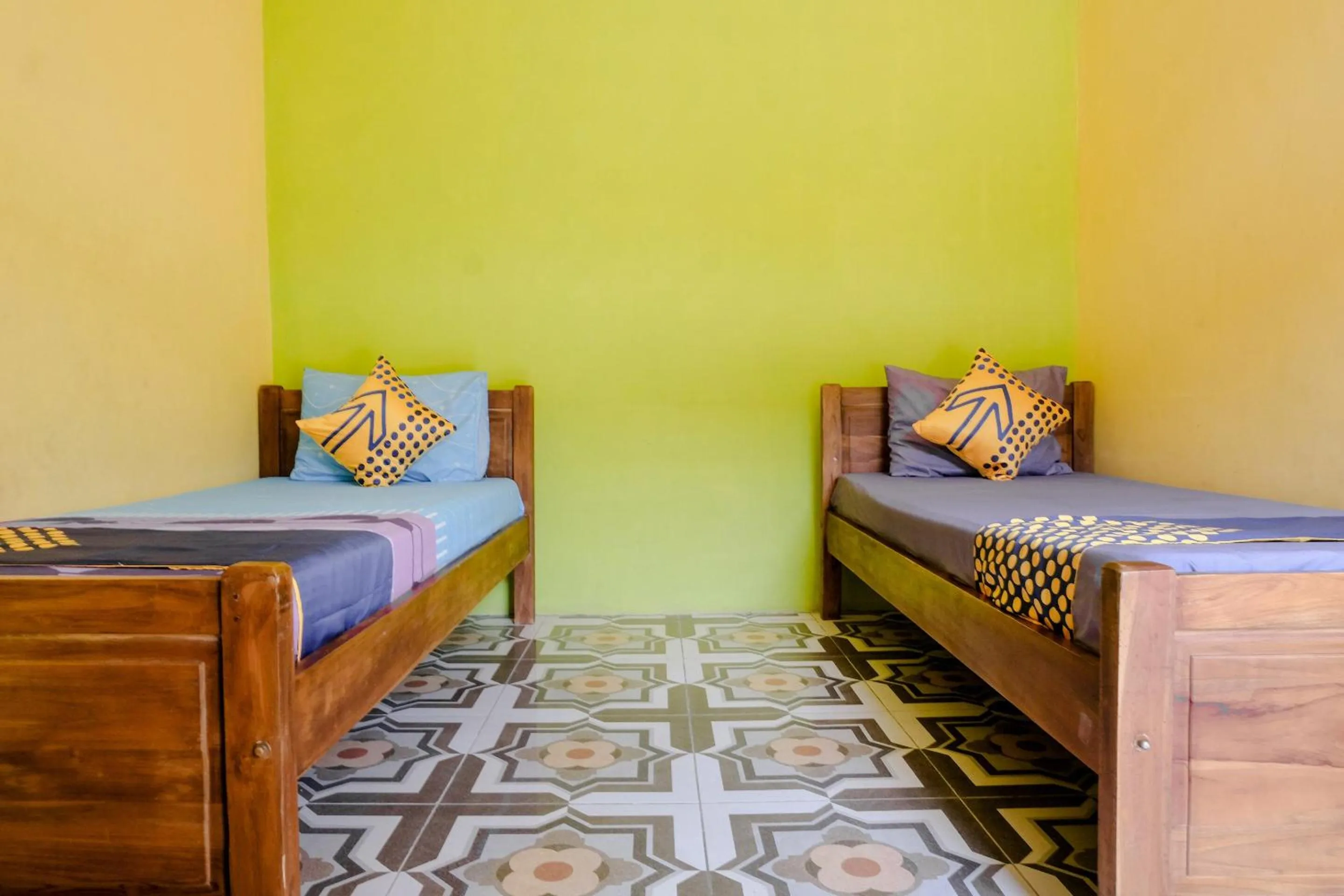 Bedroom, Bed in Hotel O Ilyasa Family