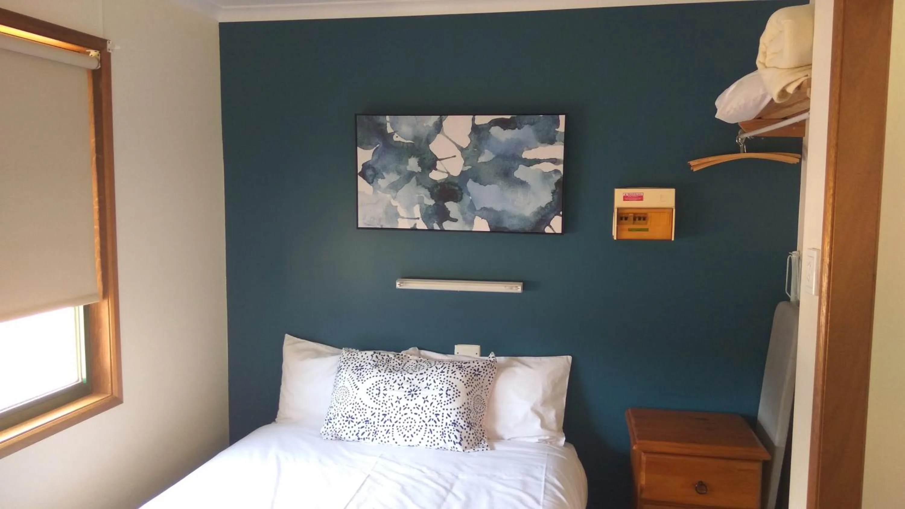 Bed in Oval Motel - Murray Bridge