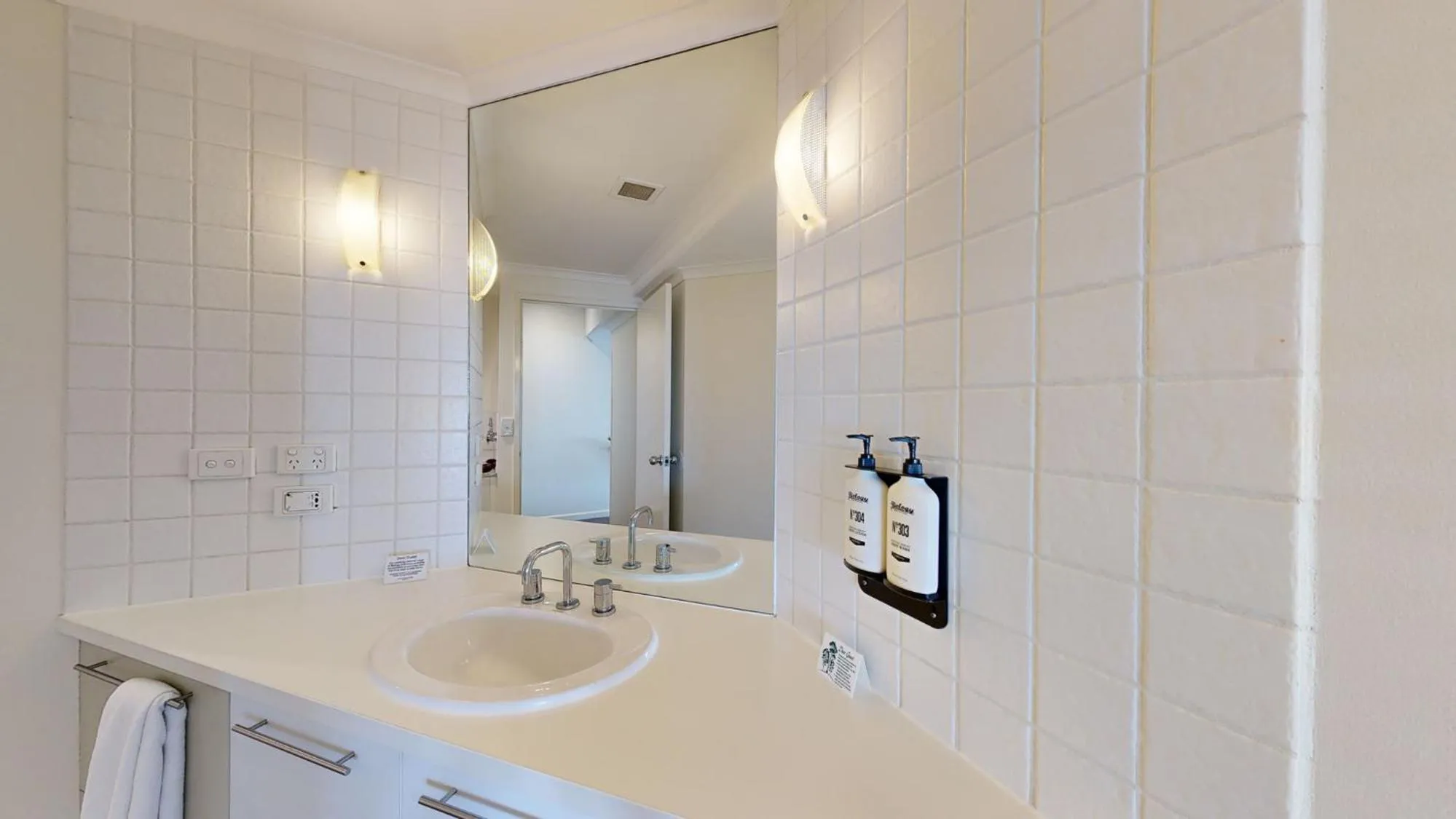 Bathroom in Cumberland Lorne Resort