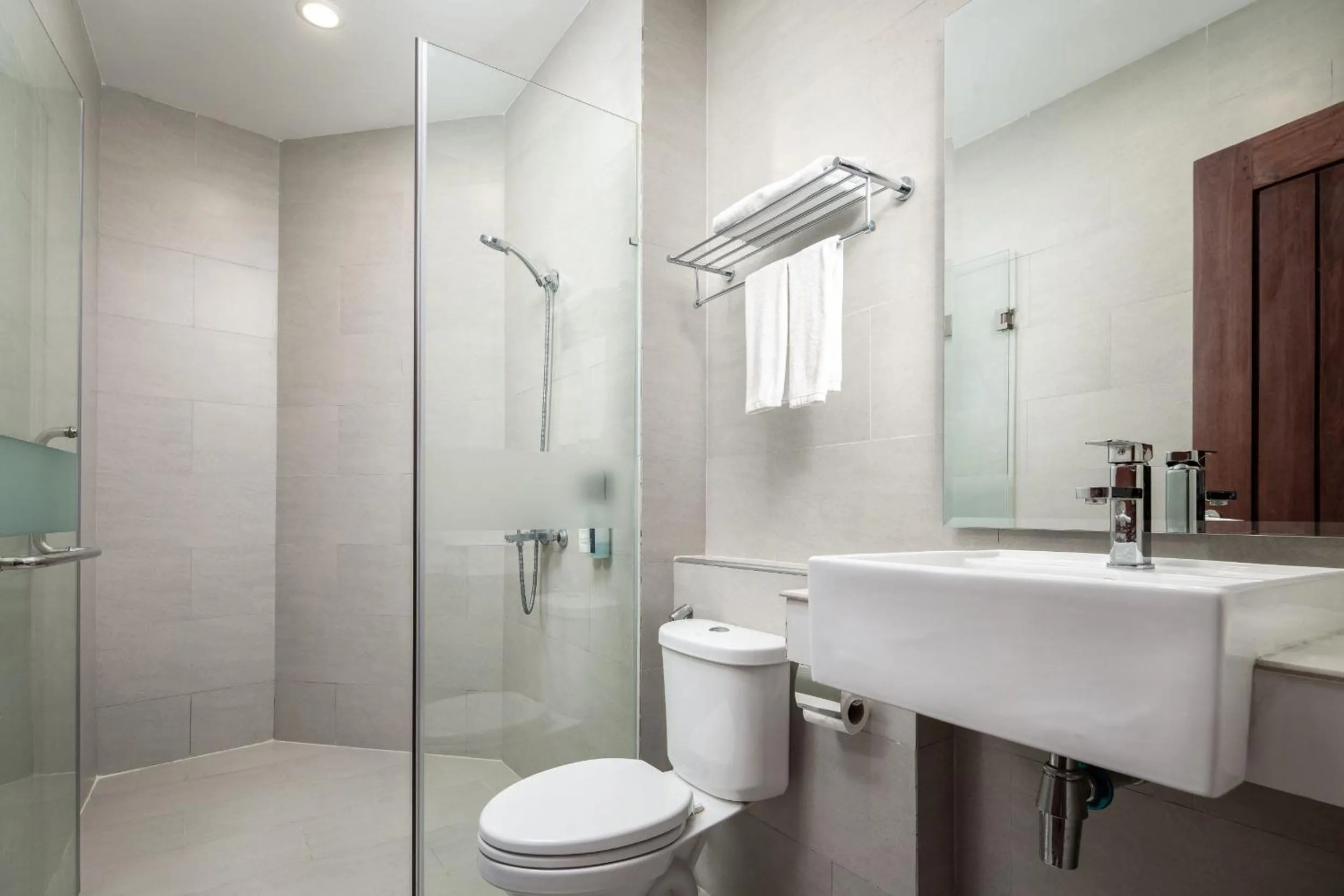 Bathroom in Joli Hotel