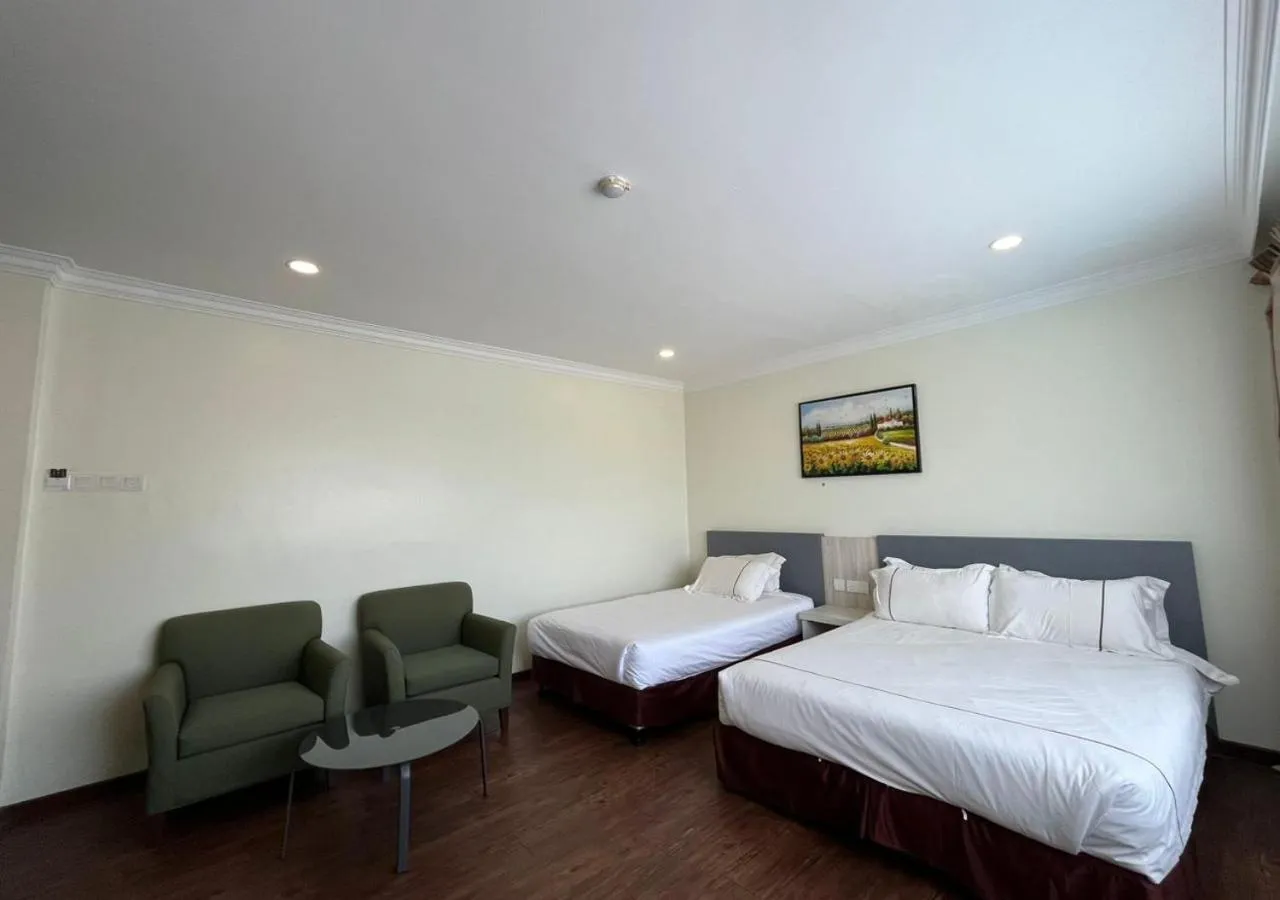 Bedroom, Bed in Angsoka Hotel