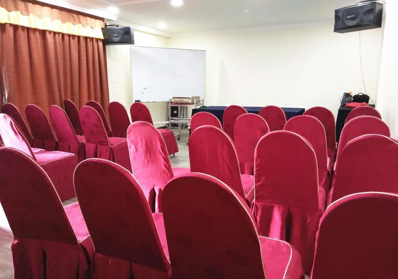 Meeting/conference room in Angsoka Hotel