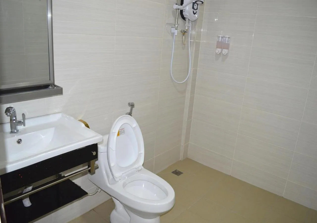 Shower in Angsoka Hotel