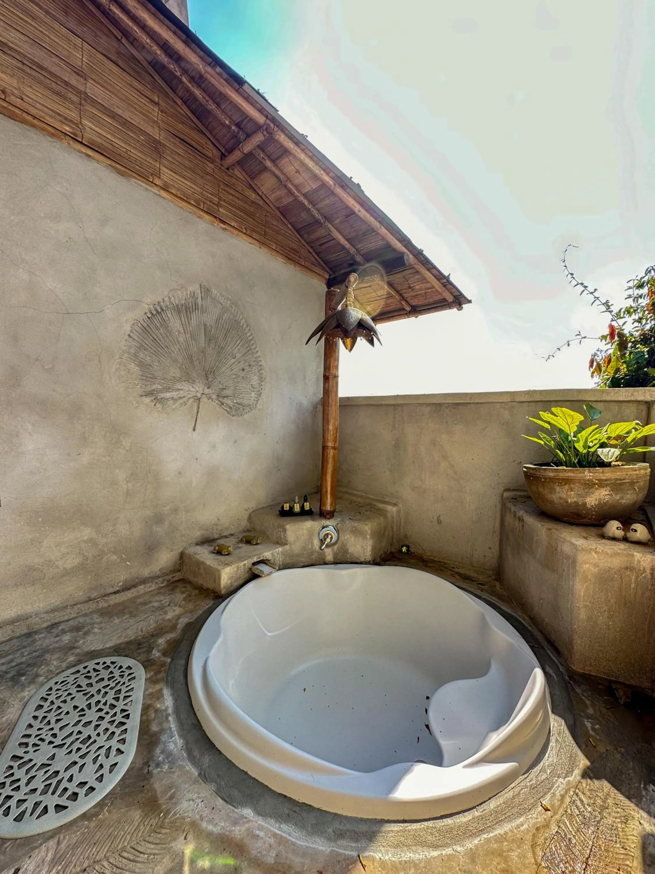 Bath in Phu Chaisai Chiang Rai Mountain Resort