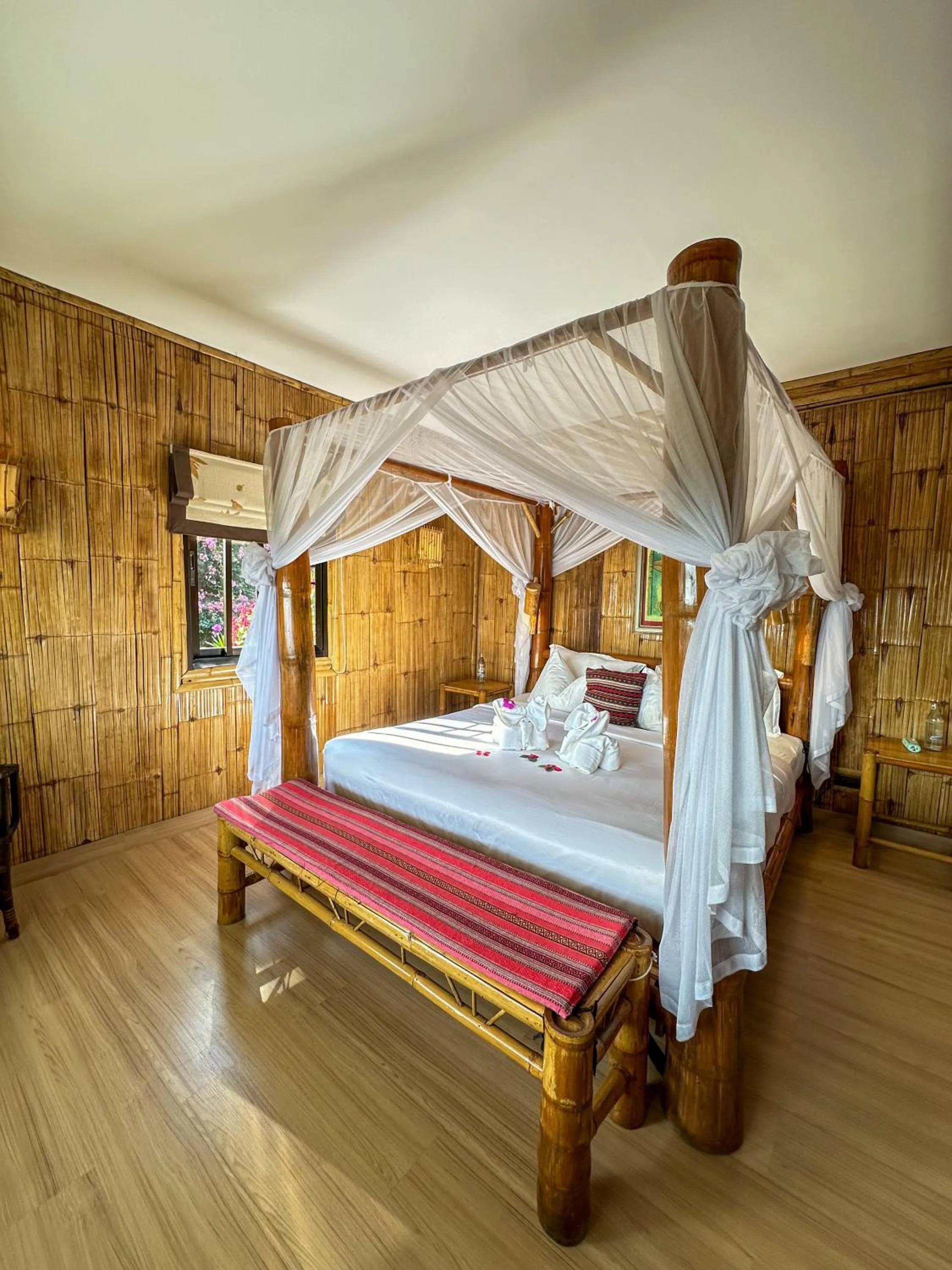 Bed in Phu Chaisai Chiang Rai Mountain Resort