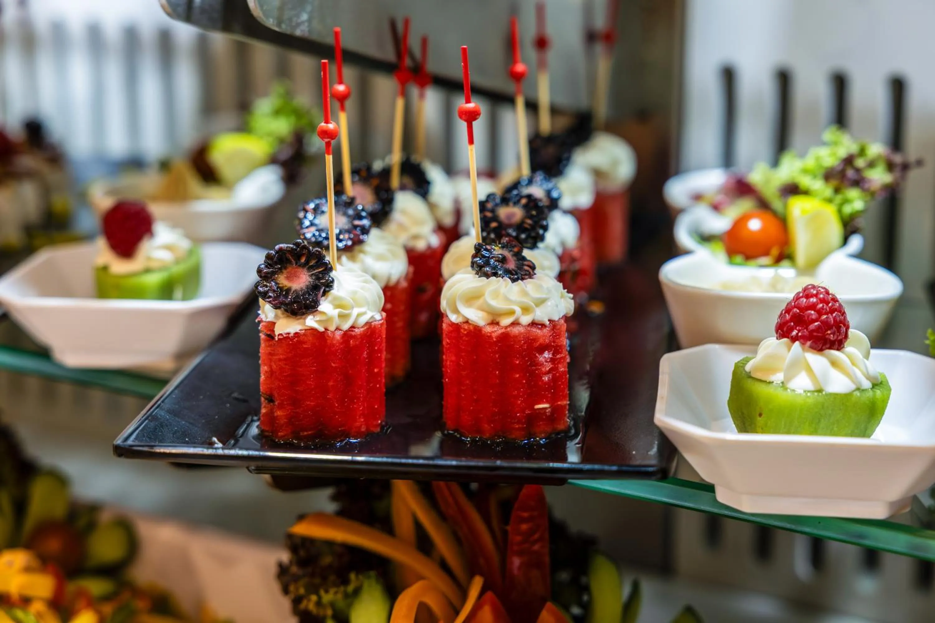 Restaurant/places to eat in MADEN Al Rawda مادن الروضة