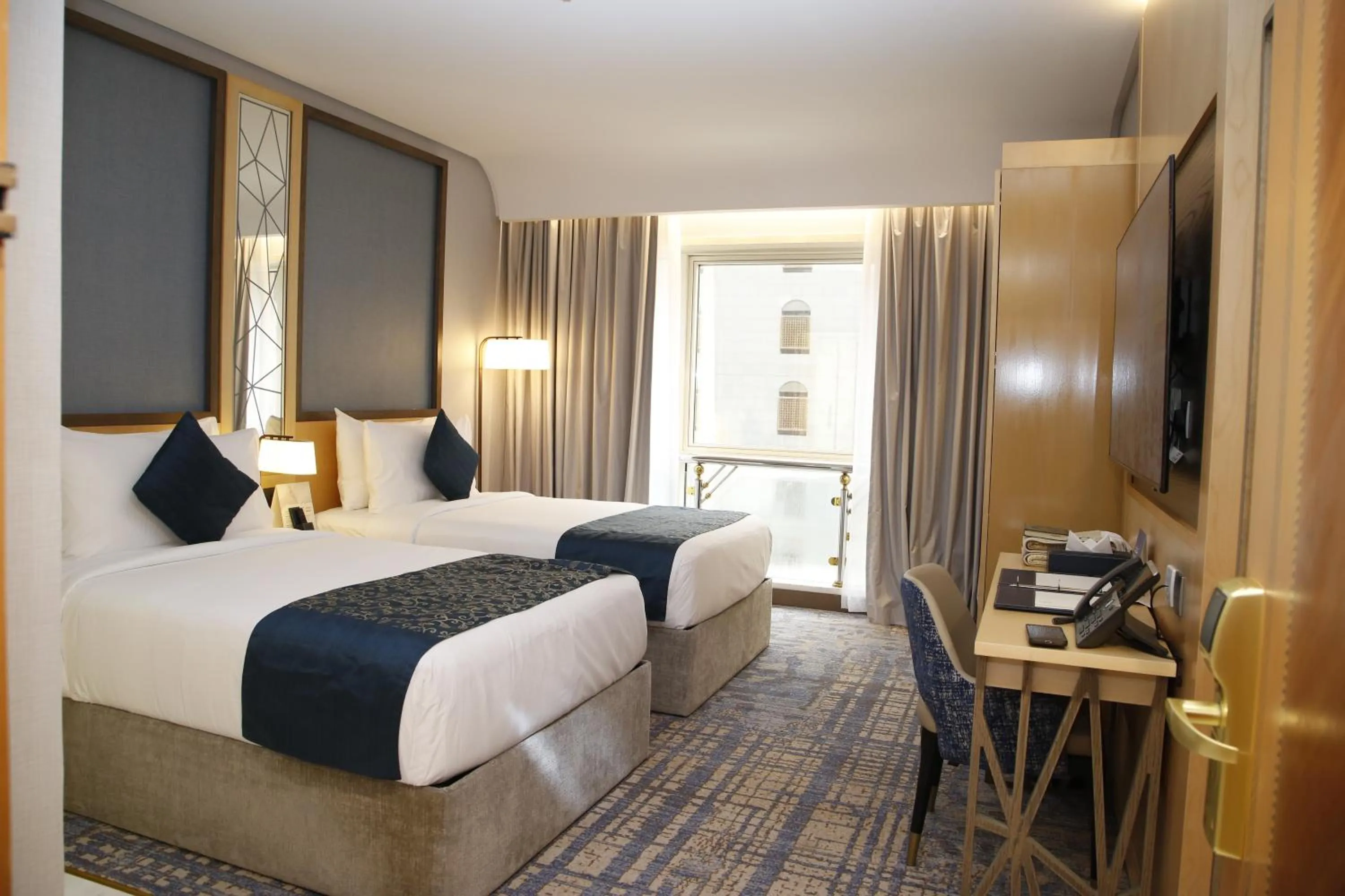 Bed in MADEN Al Rawda مادن الروضة