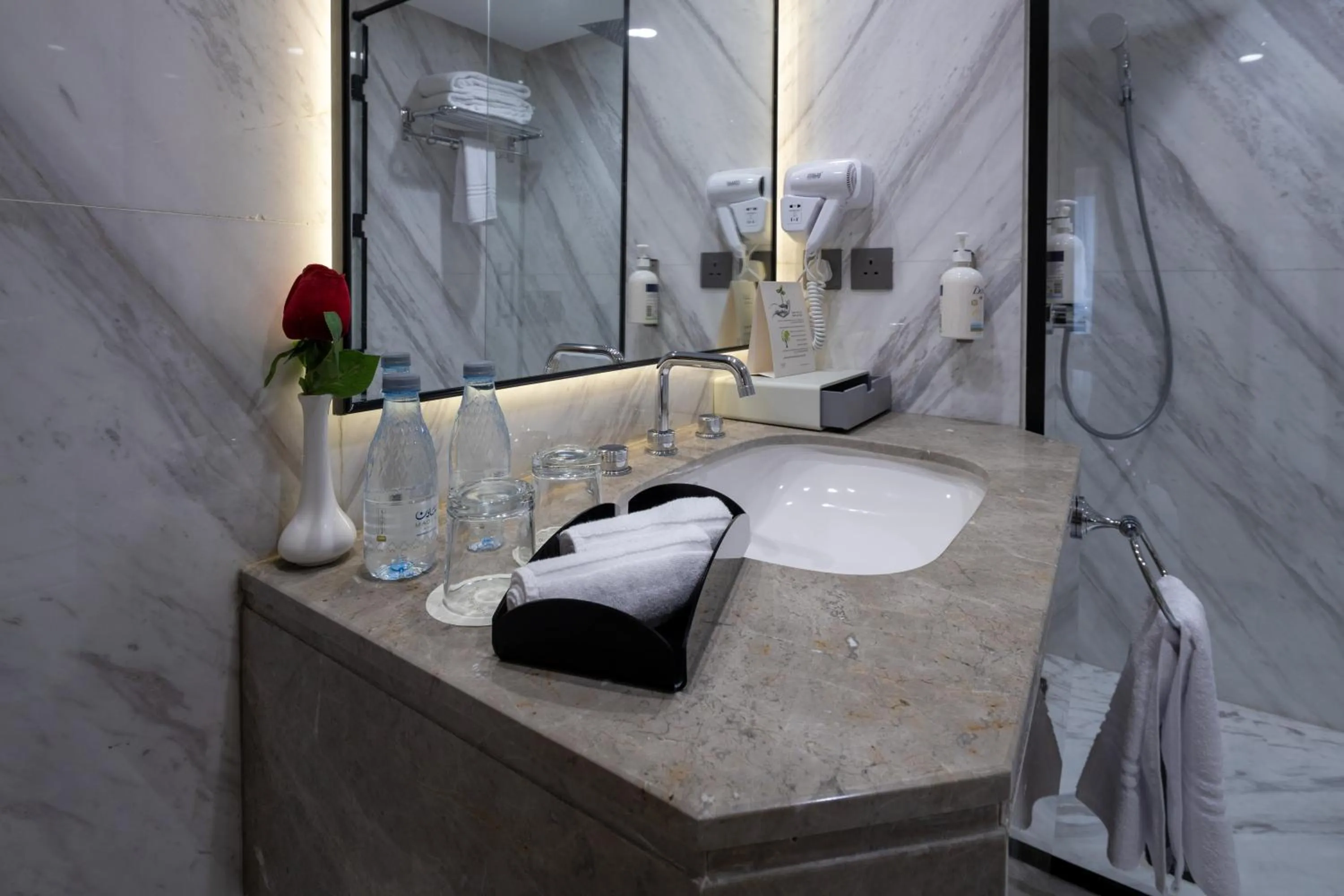 MADEN Al Rawda مادن الروضة