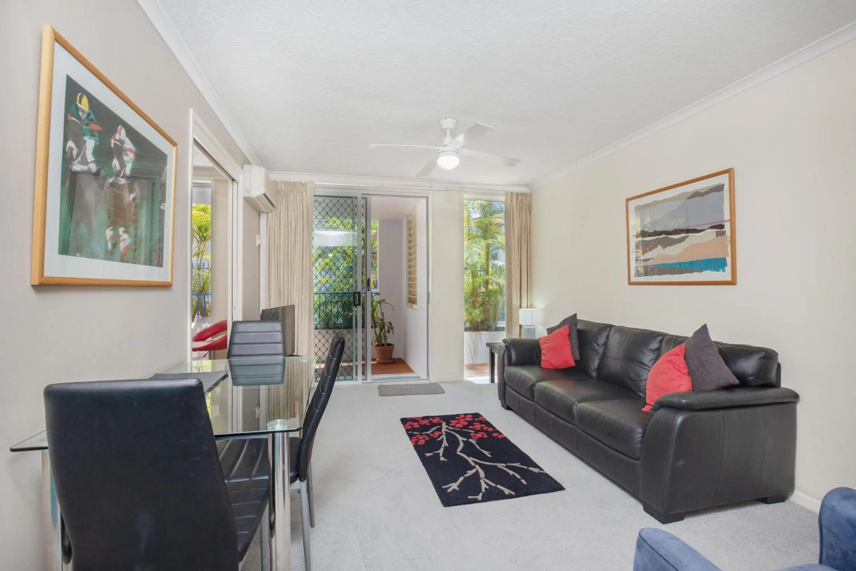 Living room in Surfers Beach Resort One