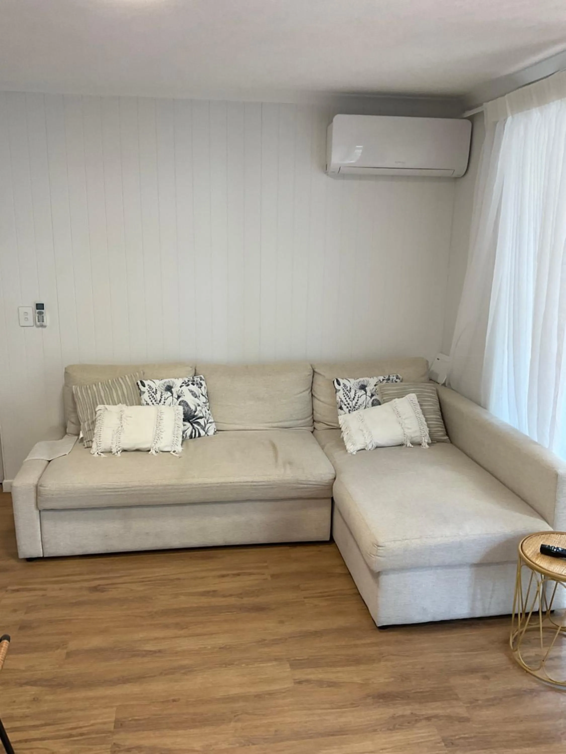 Lounge or bar in Surfers Beach Resort One