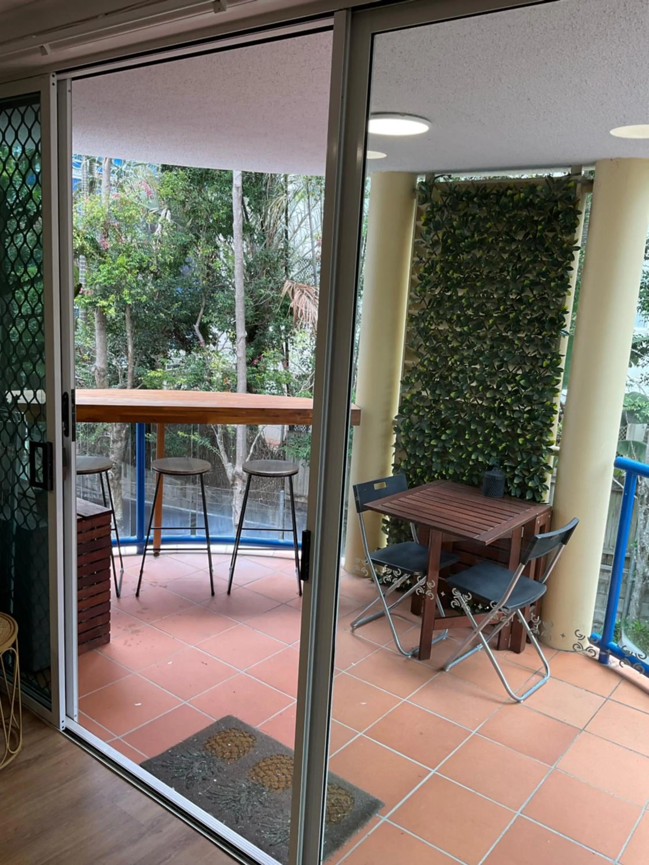 Balcony/Terrace in Surfers Beach Resort One