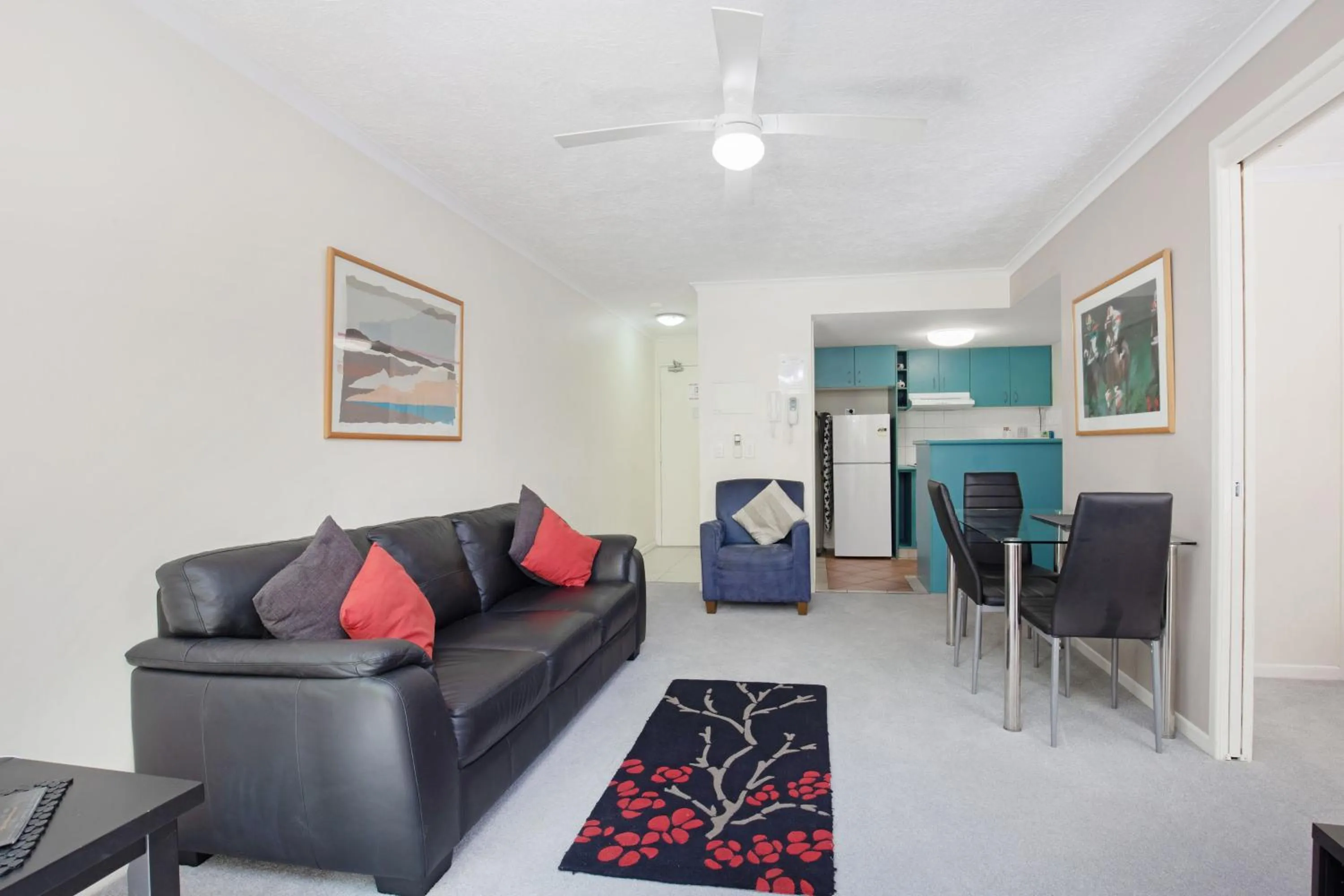 Living room in Surfers Beach Resort One