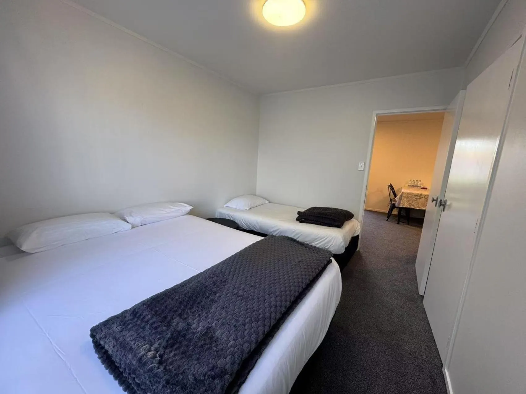 Bedroom, Bed in Siesta Motel