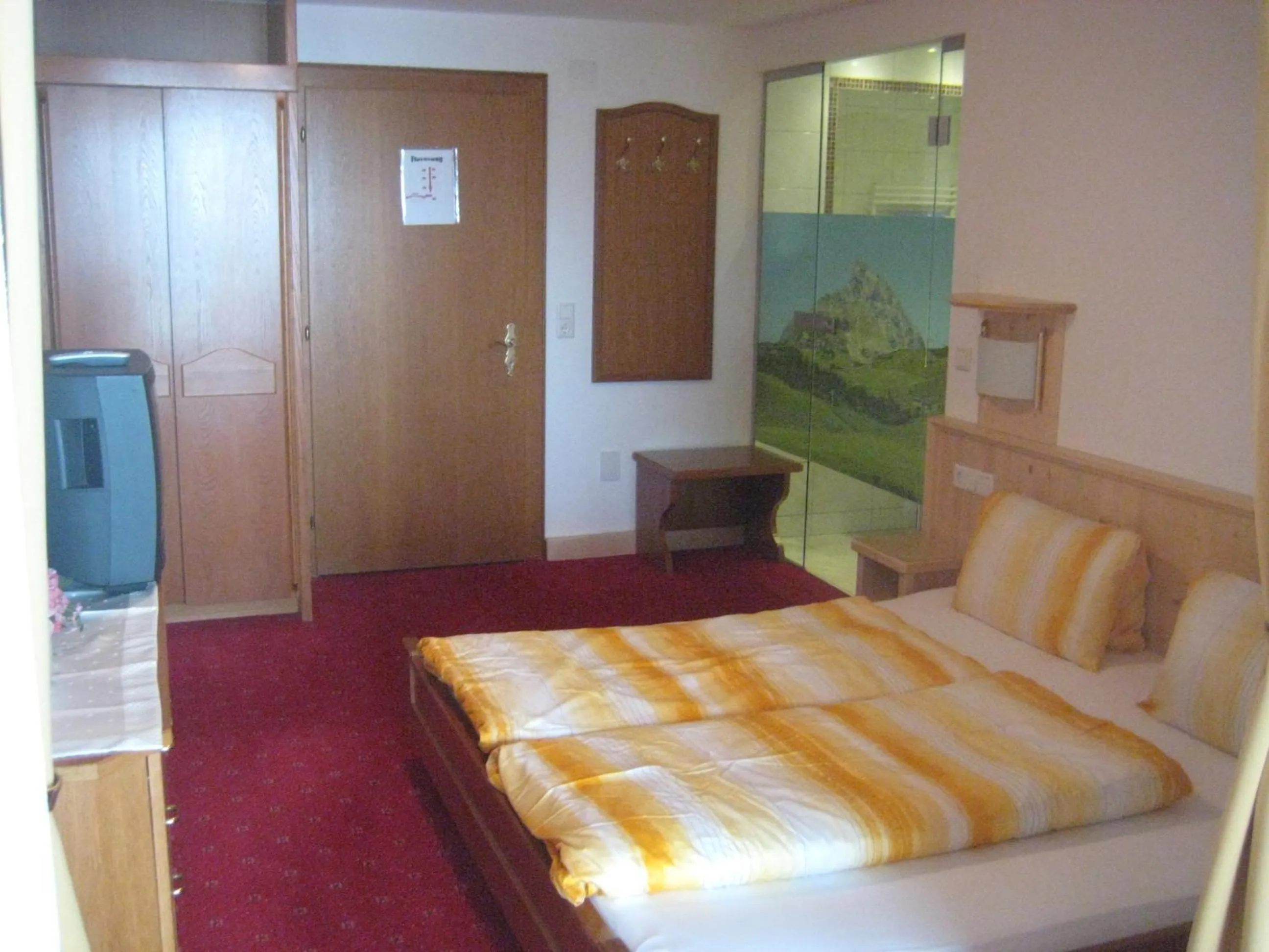 Photo of the whole room, Bed in Gampeler Hof