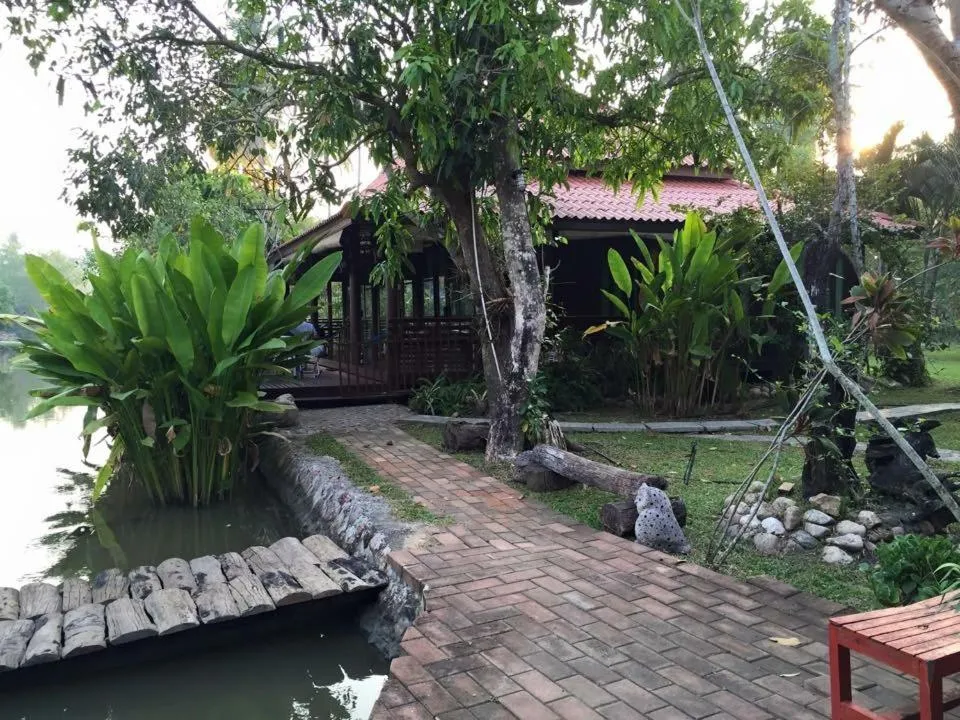 BaanSuanLeelawadee Resort Amphawa
