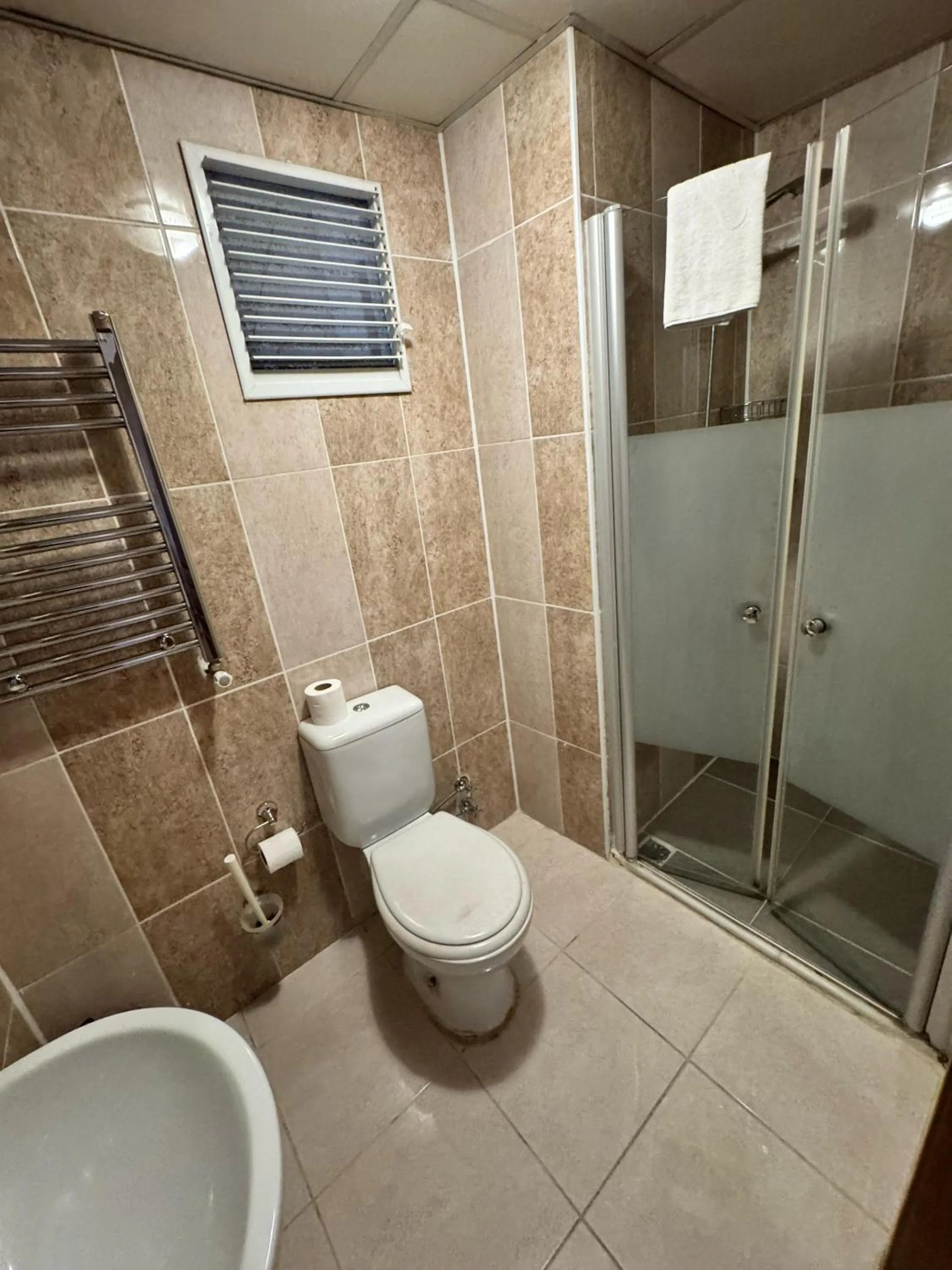 Shower in Hotel Ipekyolu