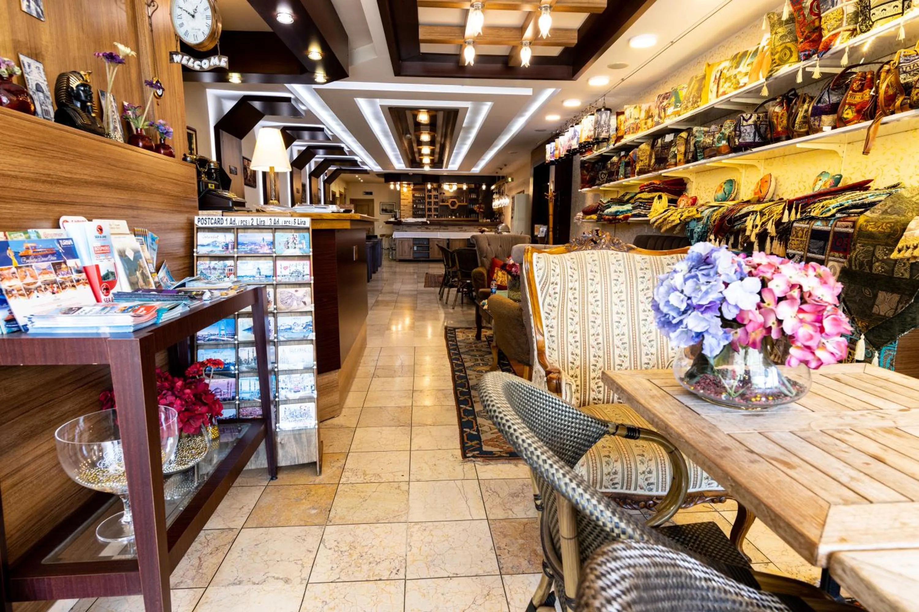 Lobby or reception in Hotel Ipekyolu