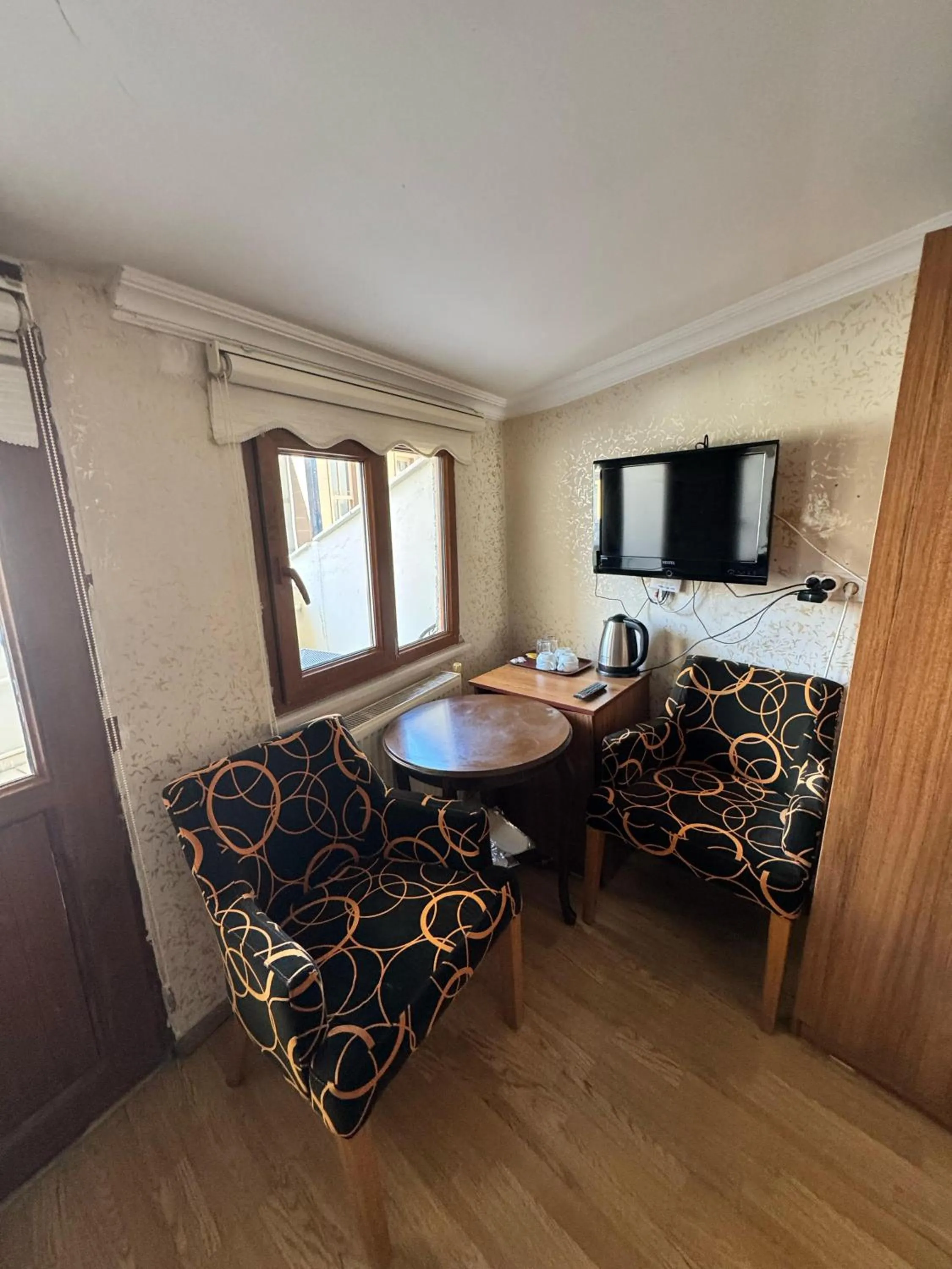 TV and multimedia in Hotel Ipekyolu