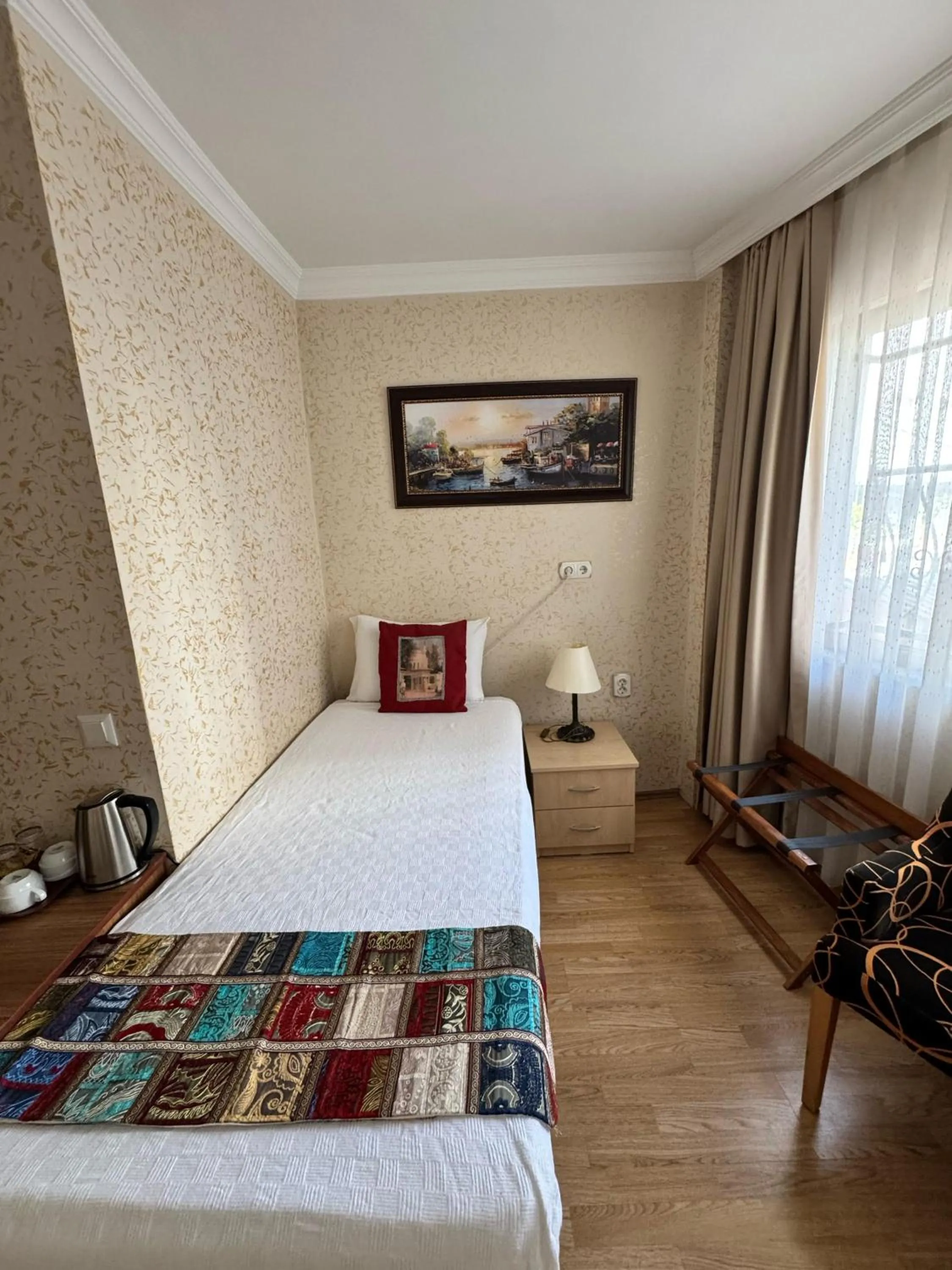 Photo of the whole room, Bed in Hotel Ipekyolu