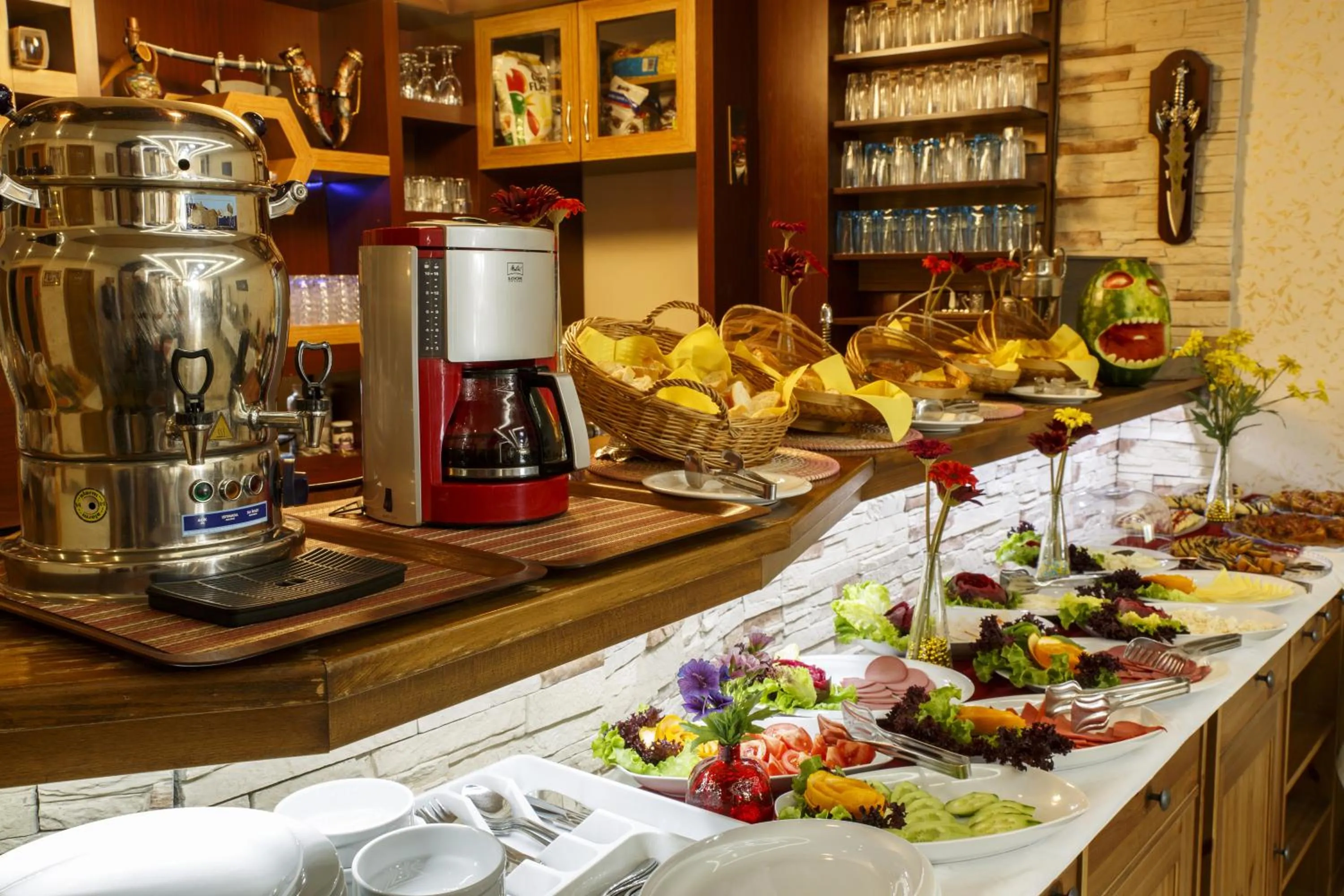 Food and drinks in Hotel Ipekyolu