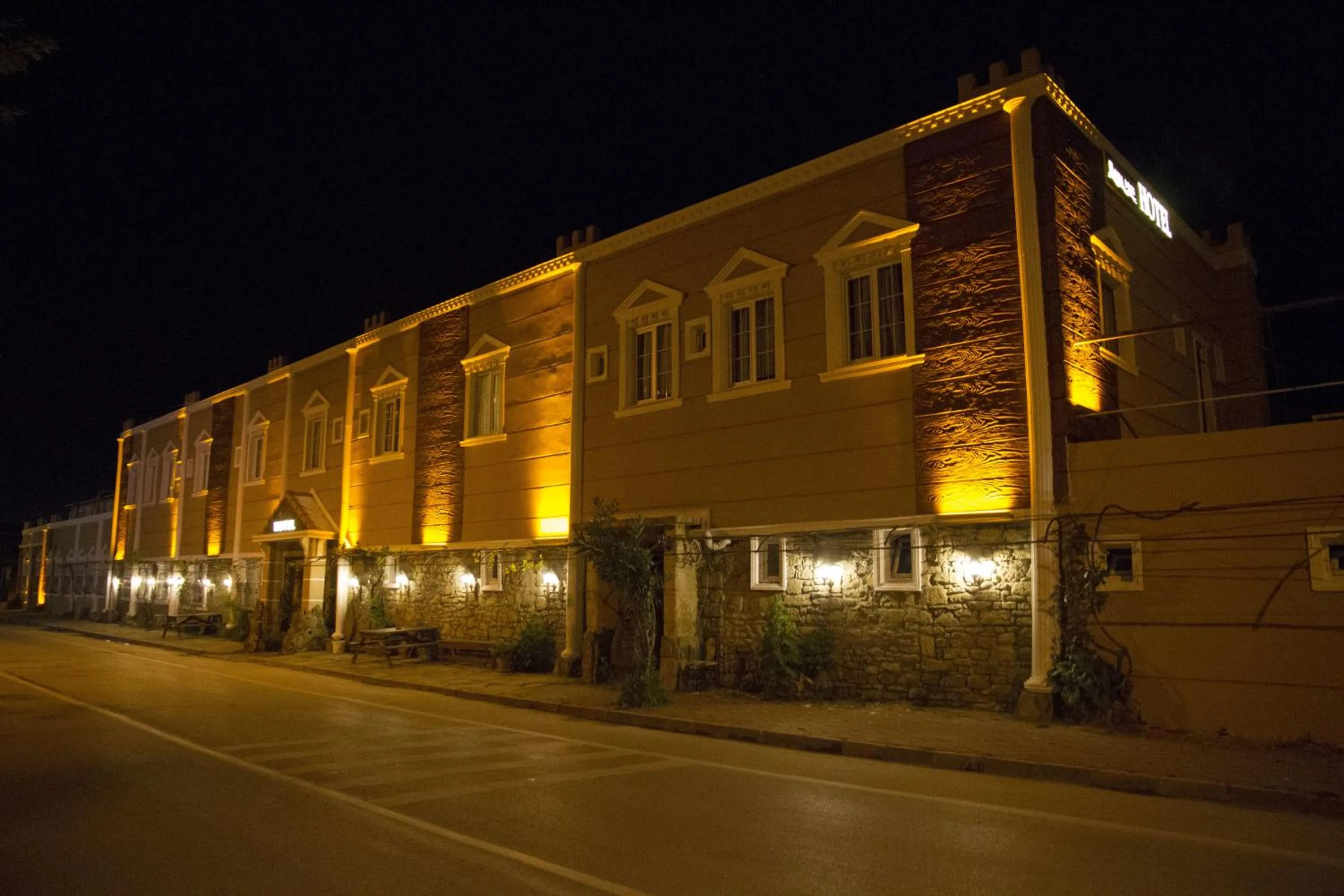 Facade/entrance in Aqua Boss Hotel