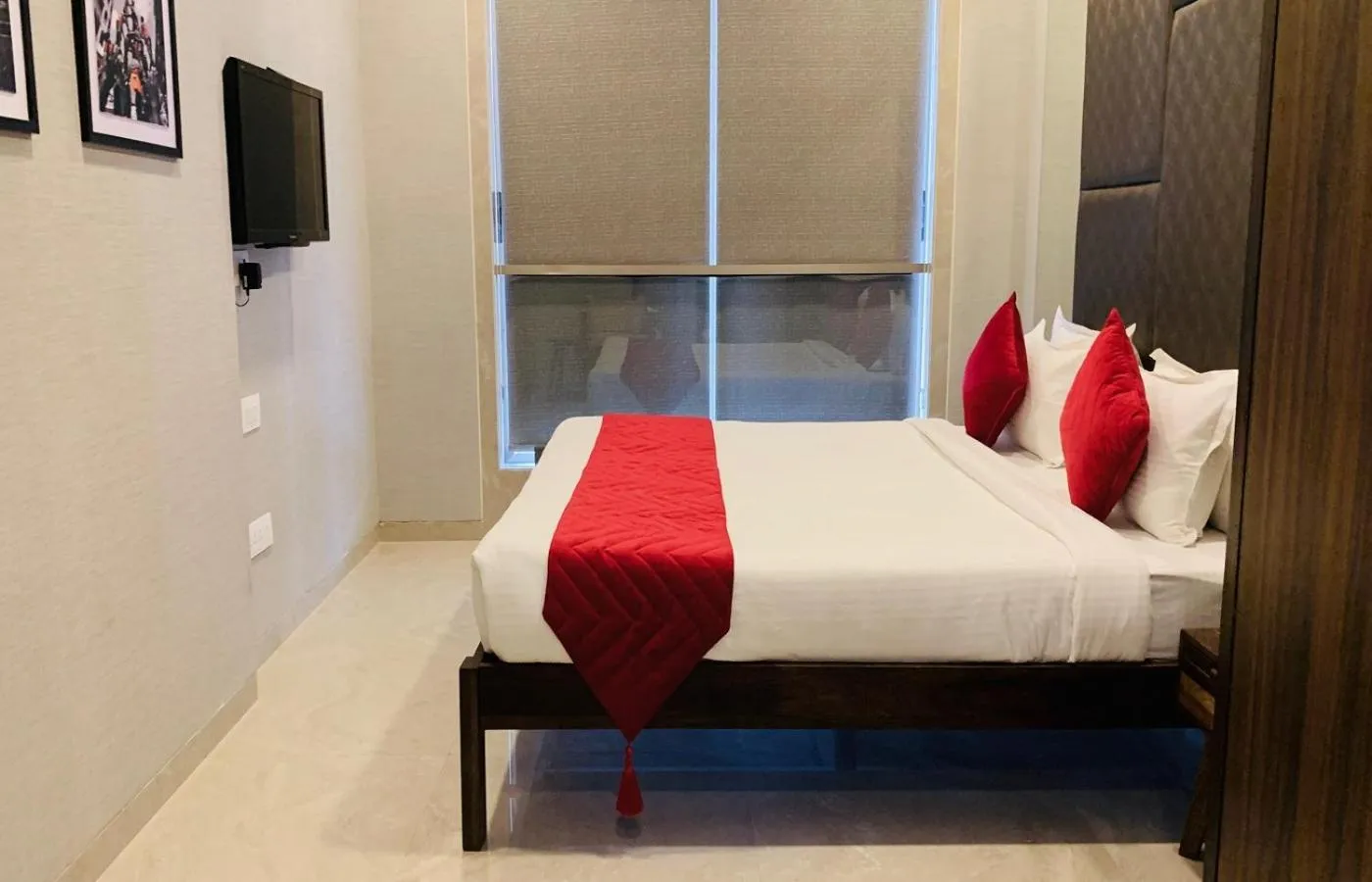 Bedroom, Bed in Theory9 Premium Service Apartments Khar